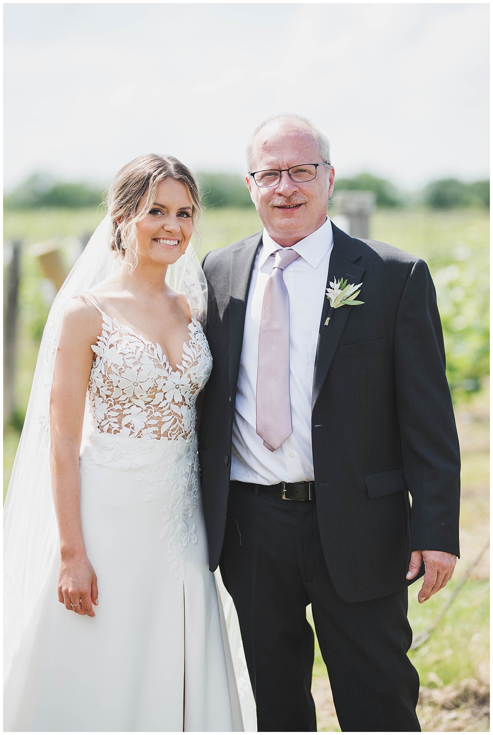 LoverlyWeddings_0017