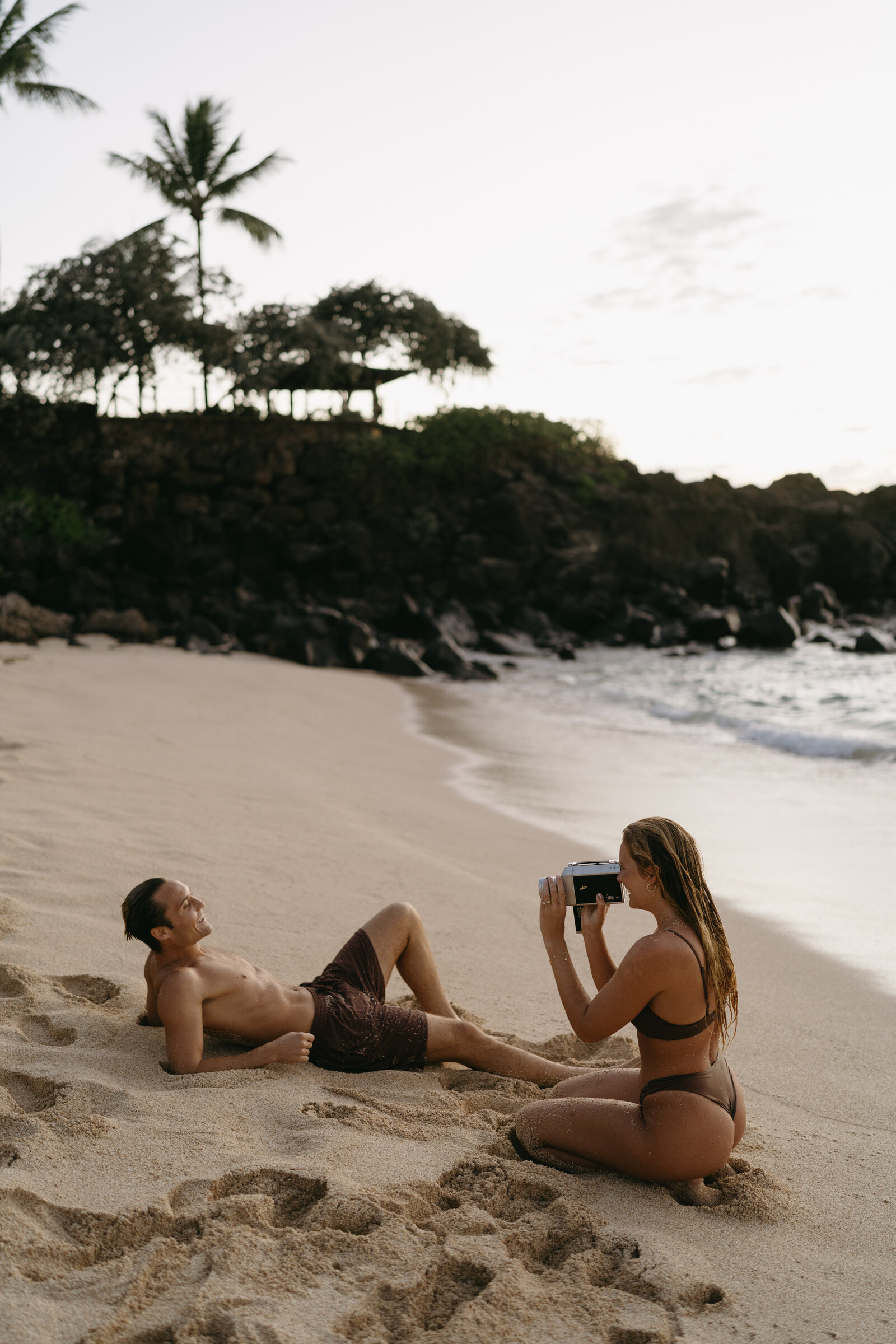 Oahu-Hawaii-Beach-Couples-Session-01151