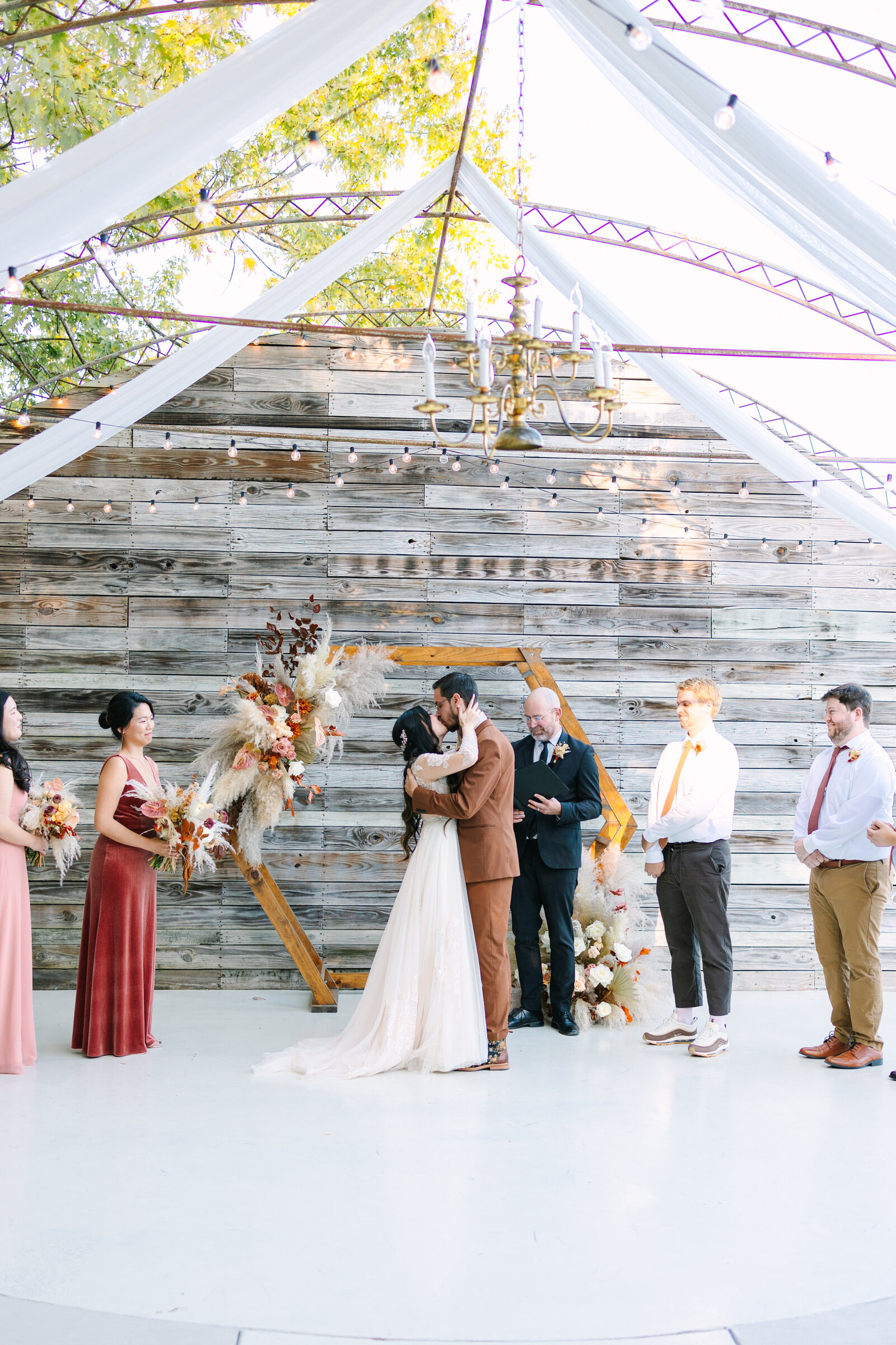 lilly-lous-chattanooga-tennessee-korean-wedding-willow-and-rove-75