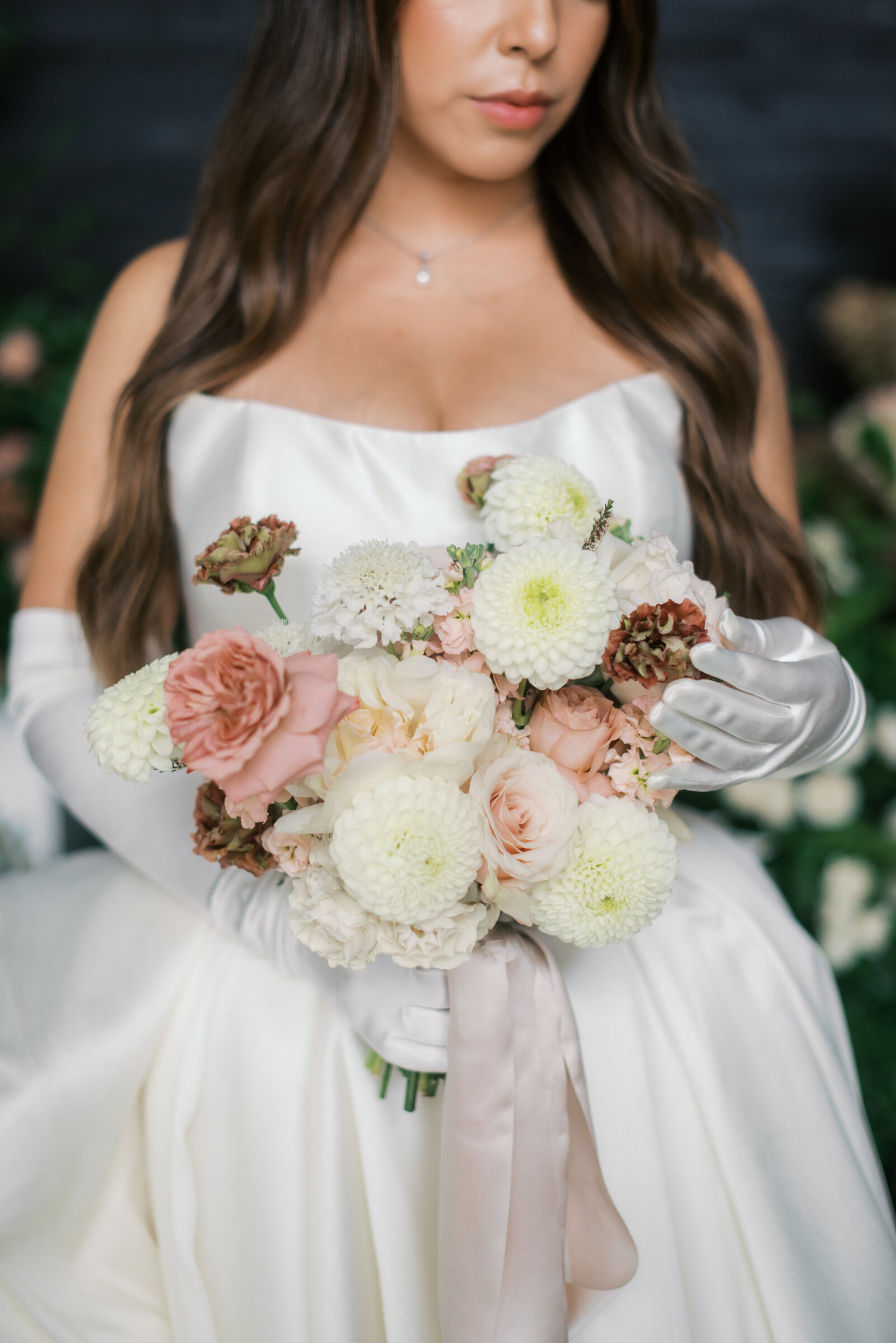 cassie-nichole-photography-cincinnati-ohio-wedding-photographer-hotel-covington-vintage-garden-soiree-editorial-sneak-peeks-31