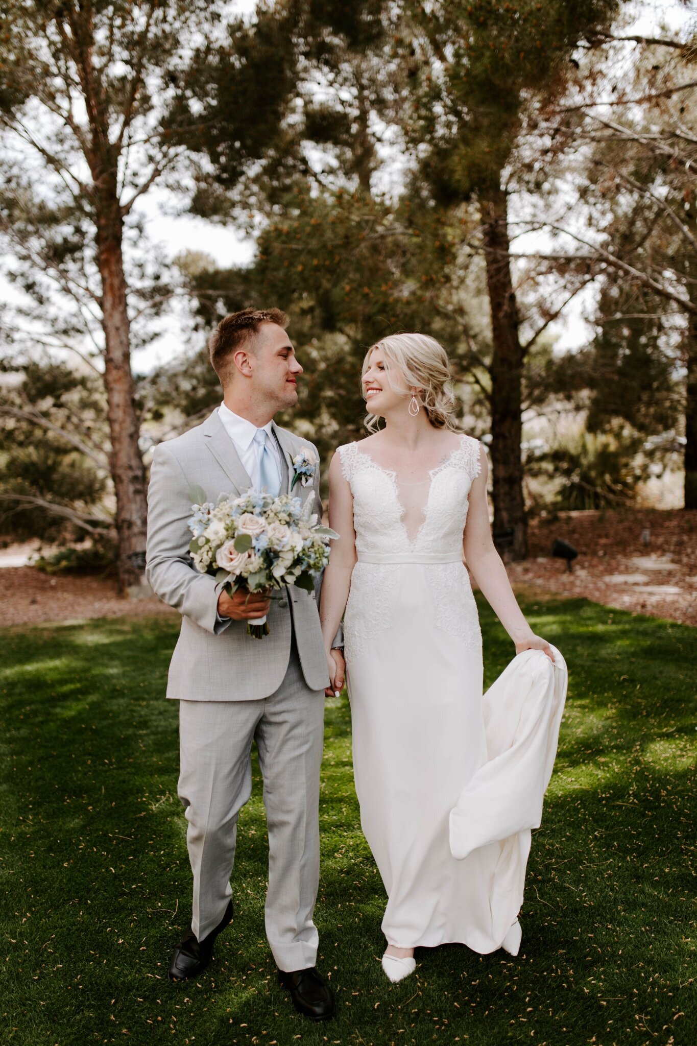 batch_Addie + Tyler | Las Vegas Wedding Photographer | Katelyn Faye Photography (56 of 72)