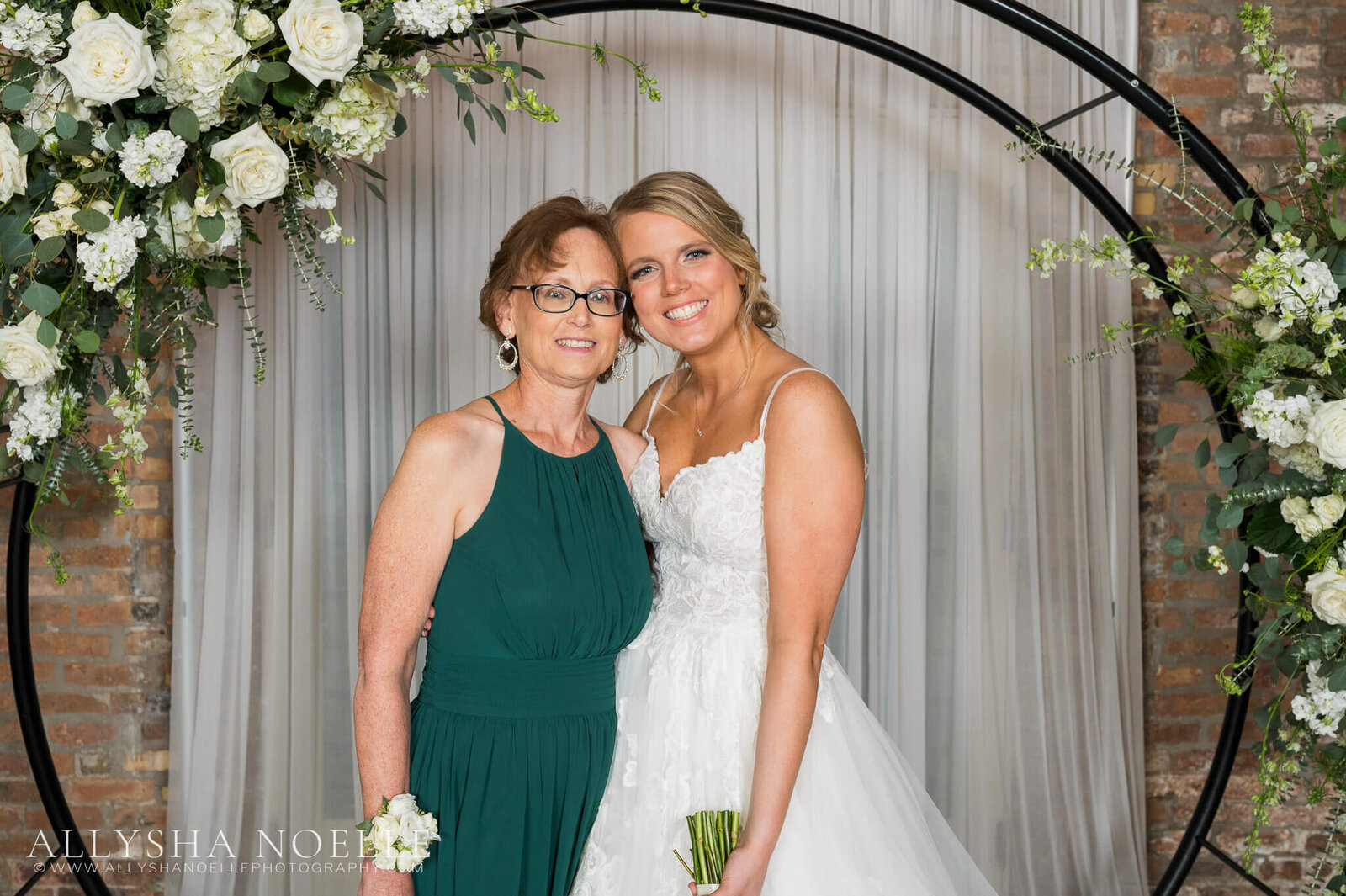 Wedding-at-The-Factory-on-Barclay-in-Milwaukee-0639