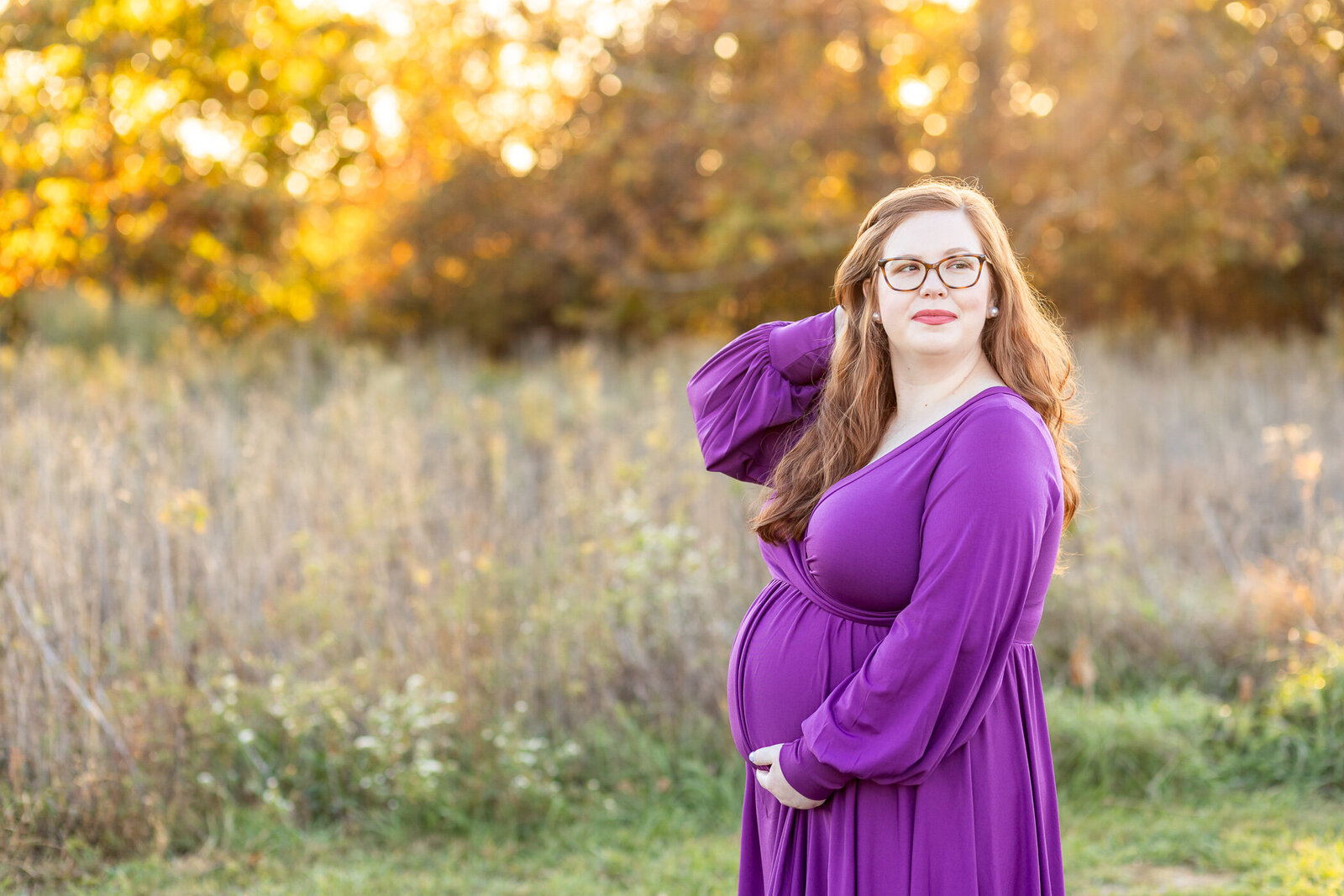 outdoor-golden-hour-maternity-photography-session-Frankfort-KY-photographer-5