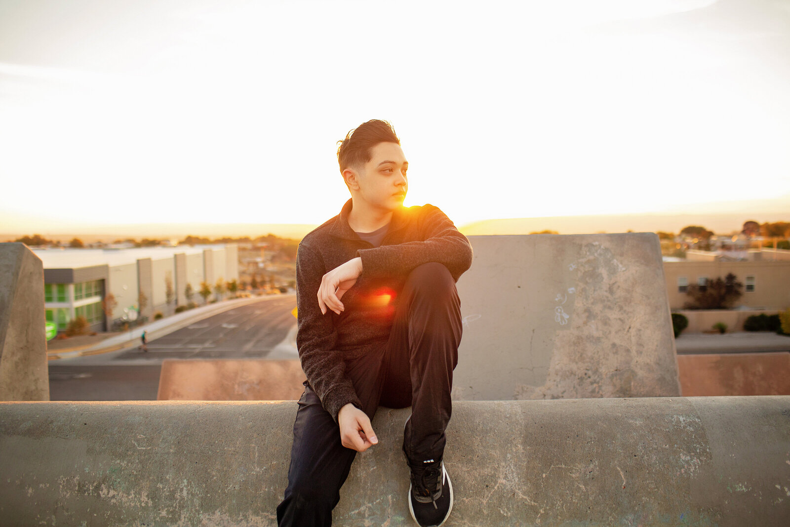 boy-senior-session-roof-top-abq