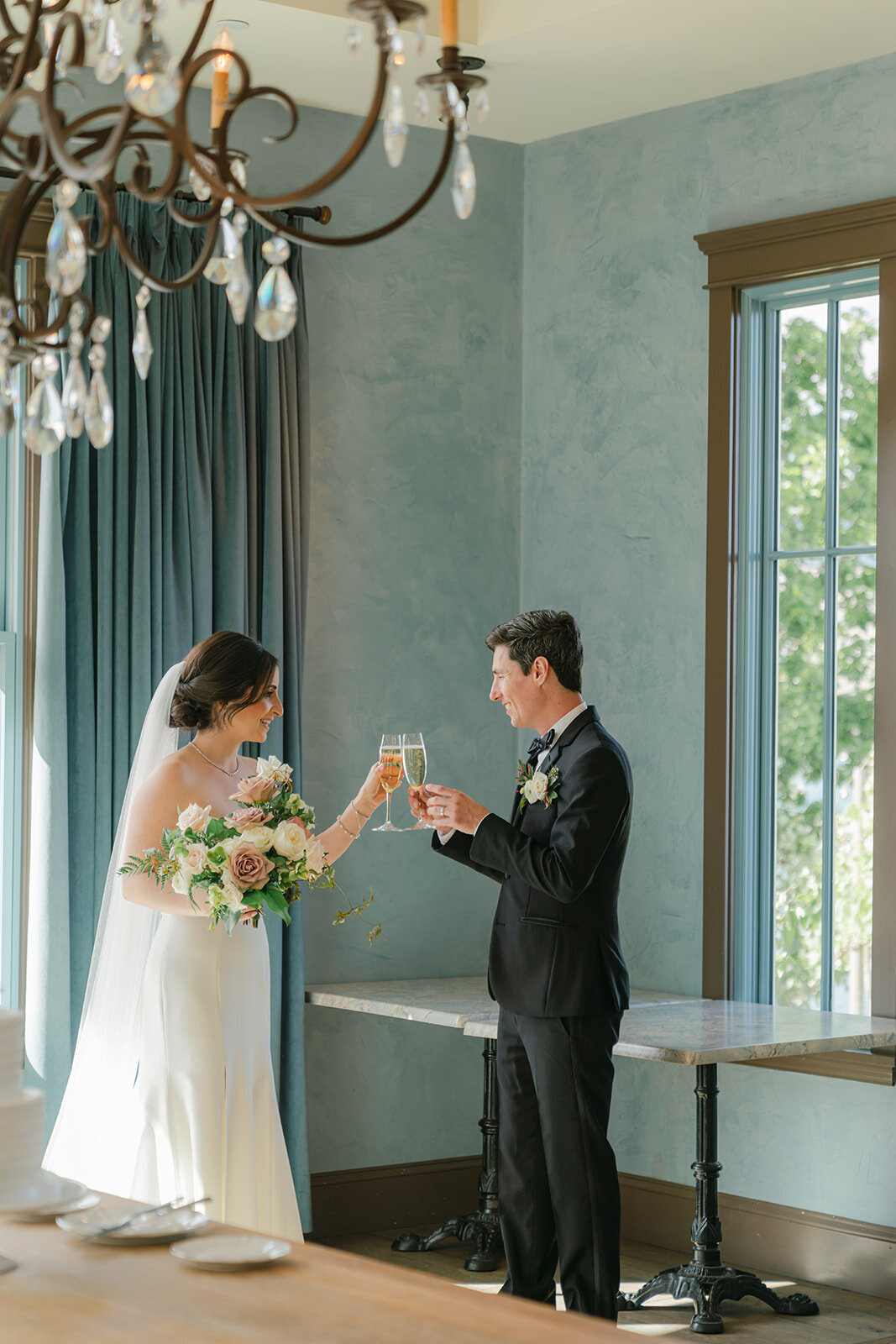 sirensong_lakechelan_wedding-L-B-862