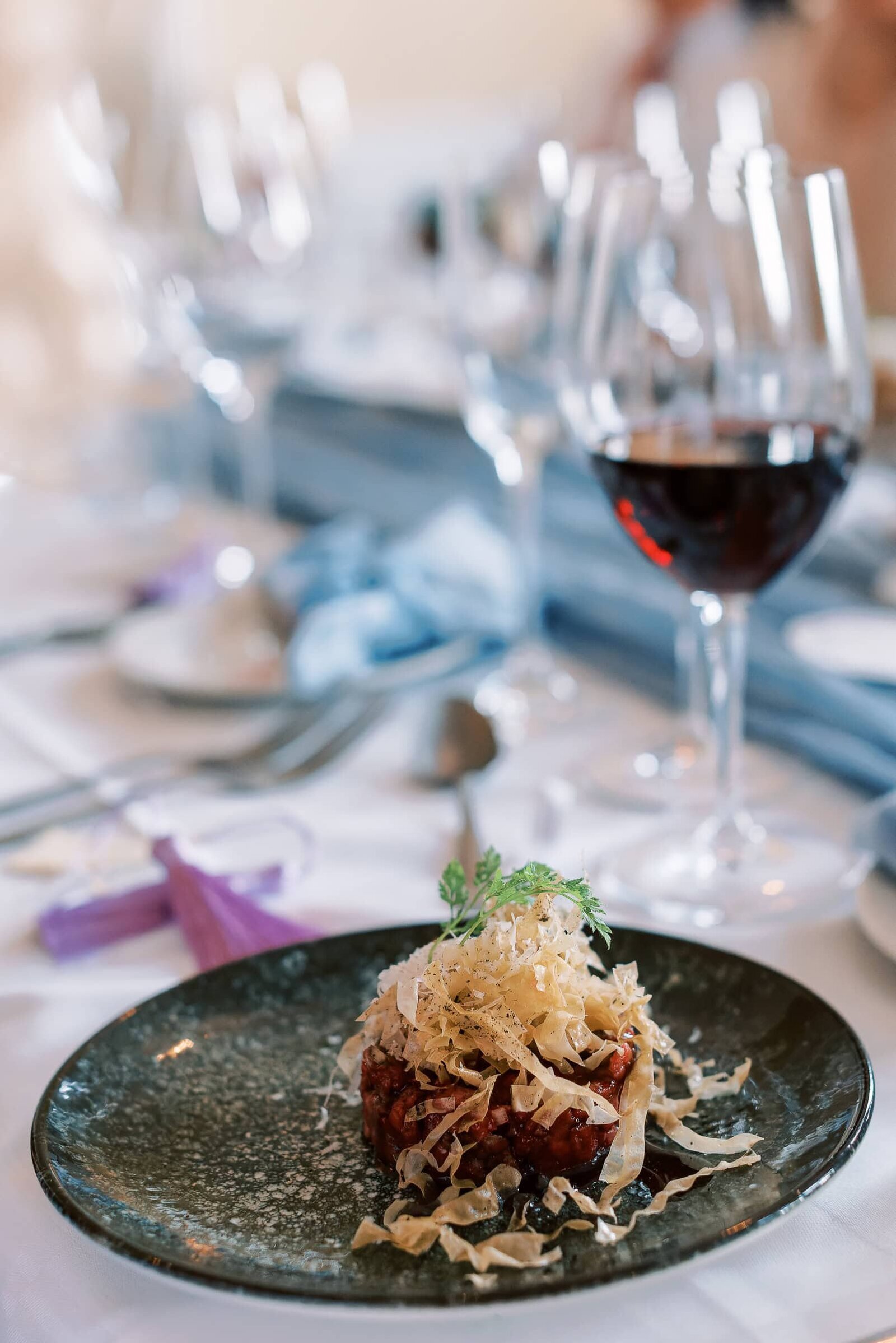 Destination Wedding Photographer Anna Lundgren in Stockholm Wedding at Nasby Slott in Stockholm Sweden_057