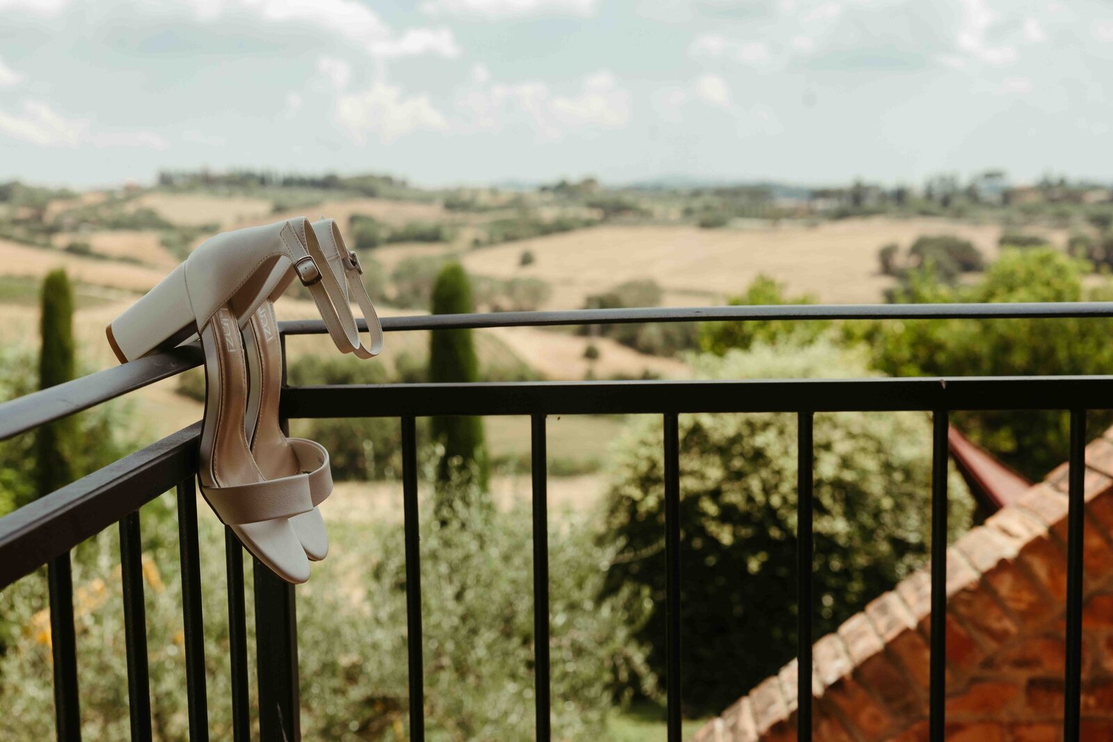 Getframedphotography-Italy-Toscane-weddingshoot-trouwen-bruiloft-trouwfotograaf-destinationweddint-italianwedding-59