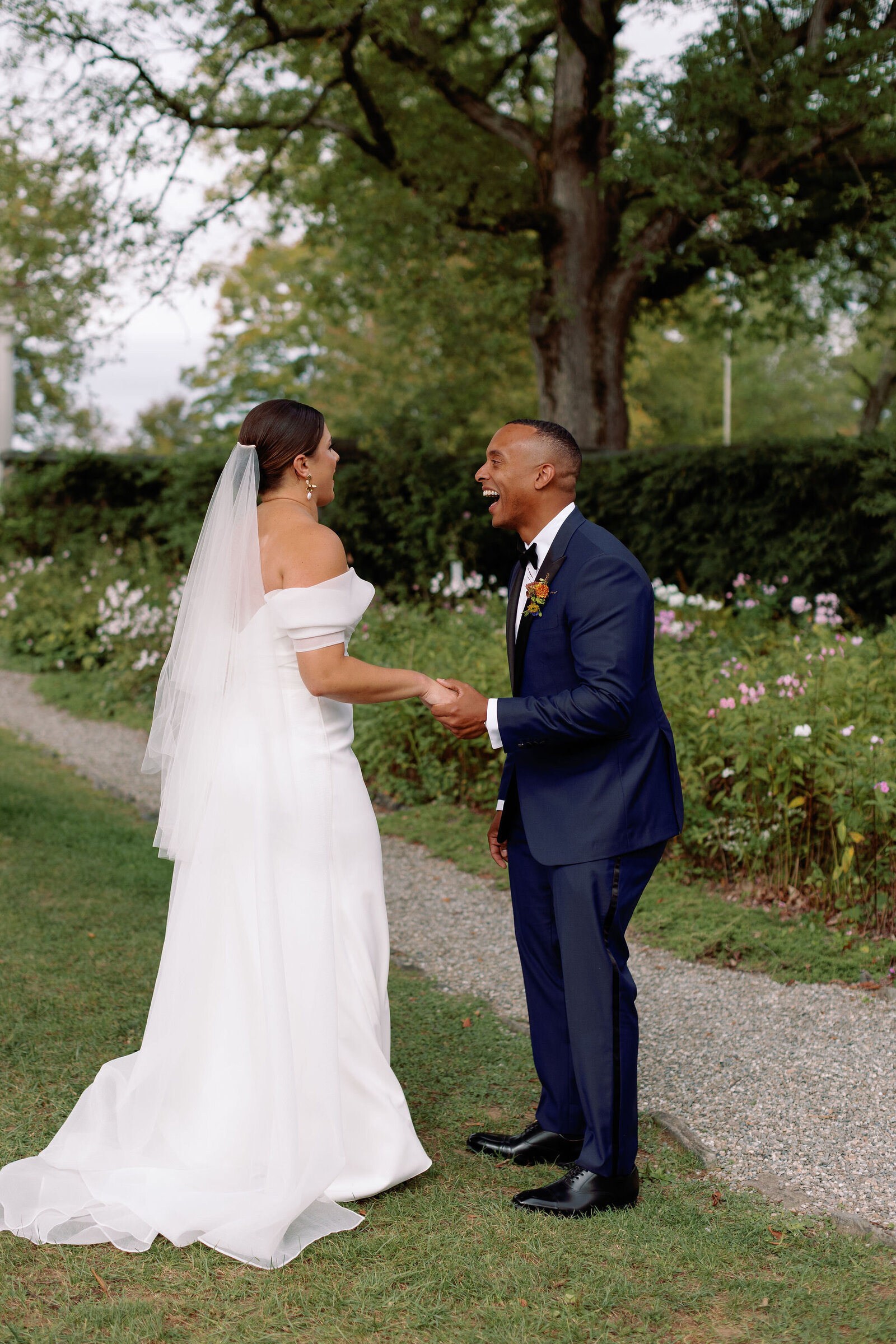 colorful-keepsake-wedding-hudson-valley-326