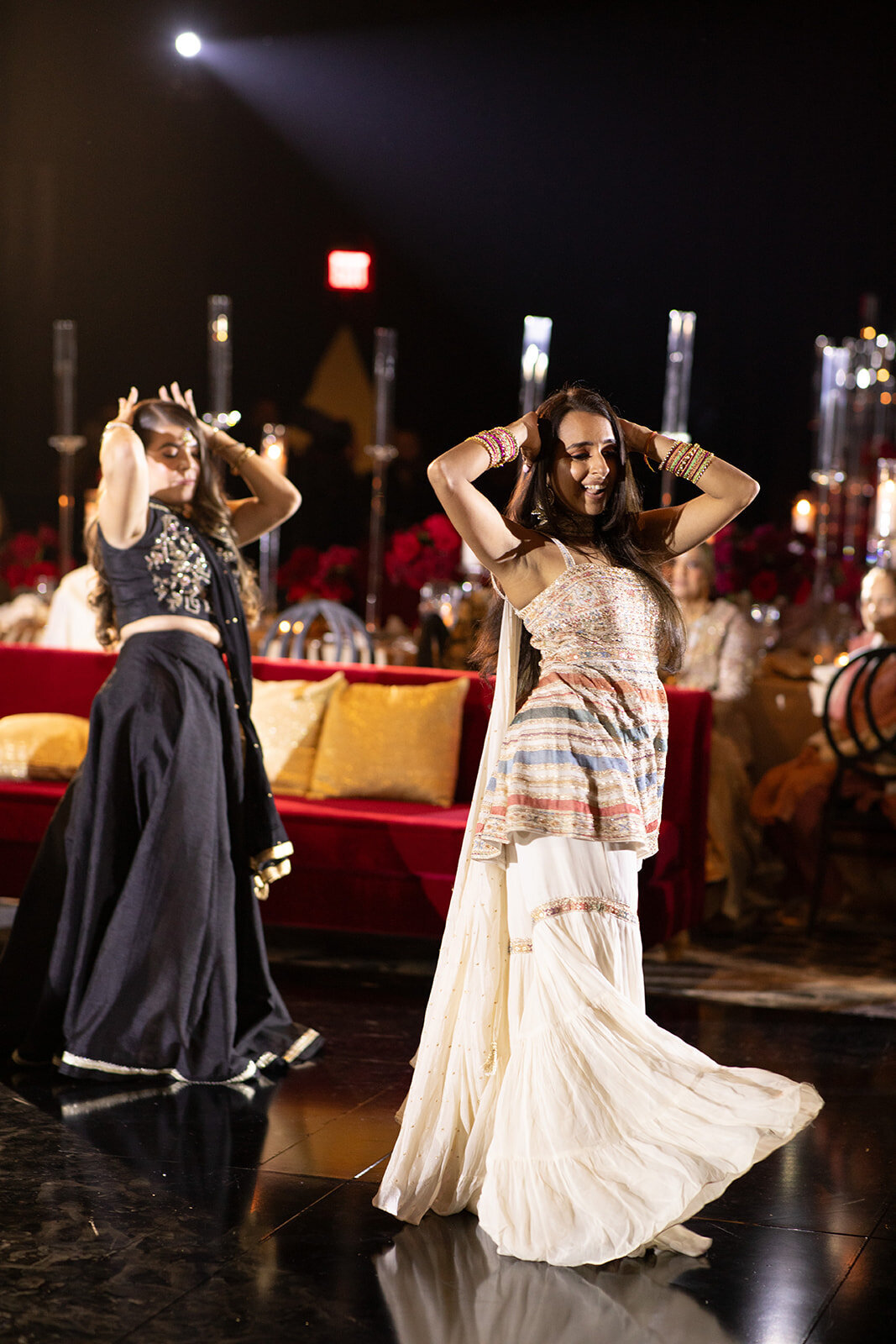 walima-pakistani-muslim-all-red-wedding-28