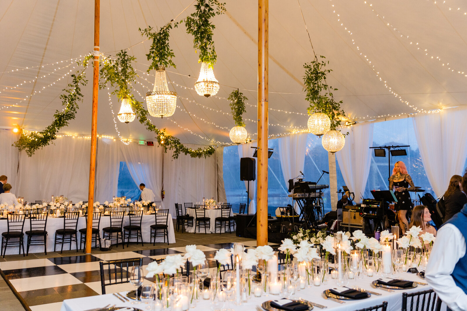 belle-haven-club-wedding-lighting-tent-2