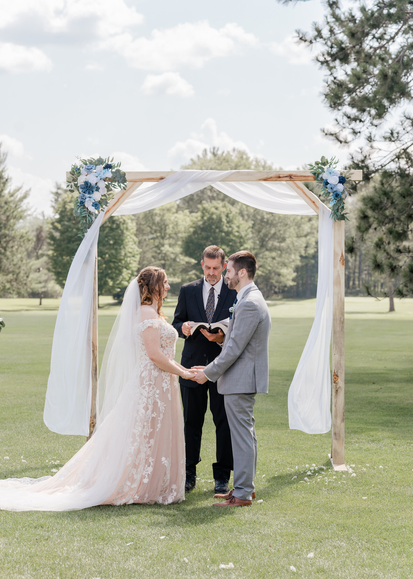wedding ceremony at pine grove