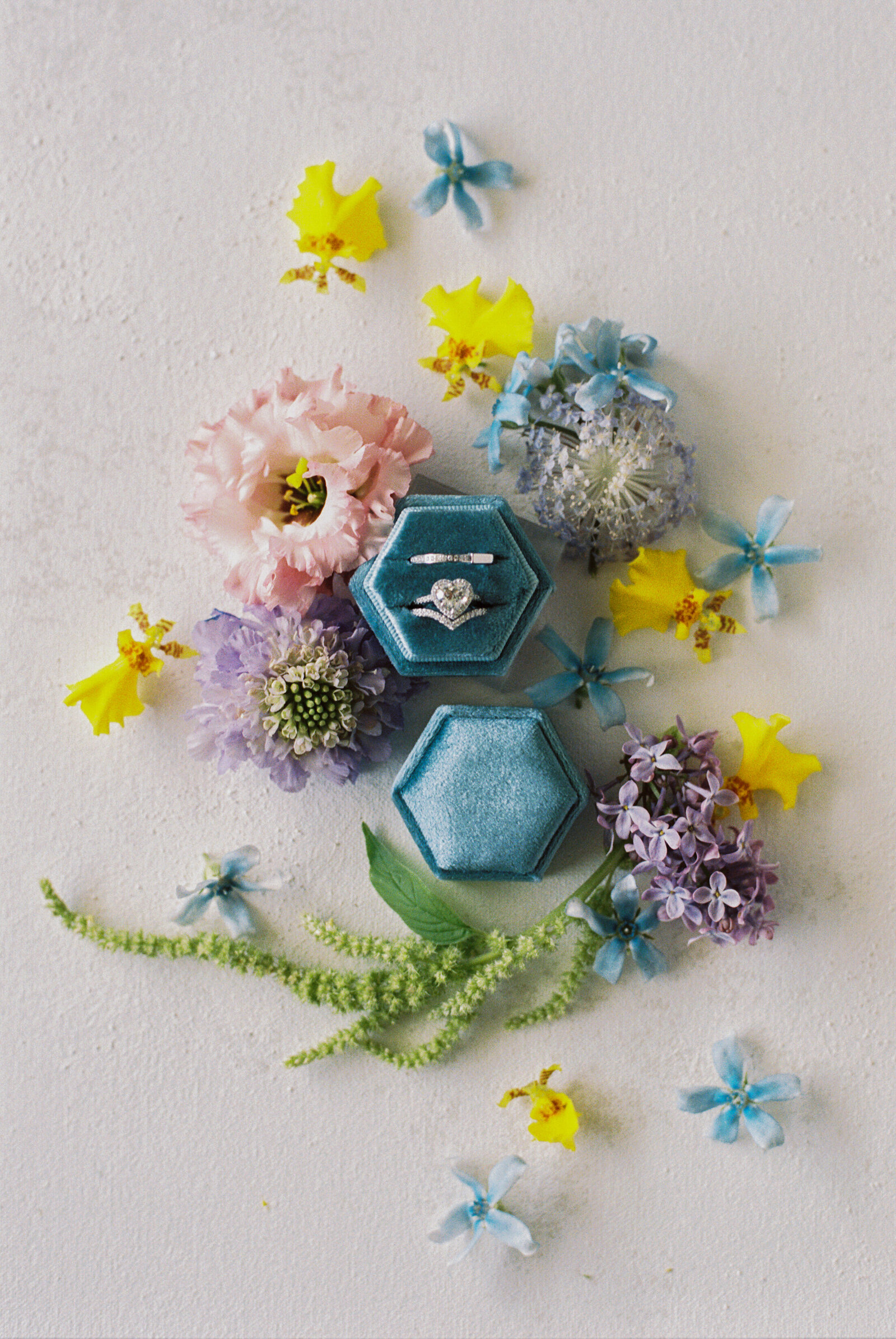 Four Seasons Colorful Wedding on Oahu by Amanda Hartfield-63