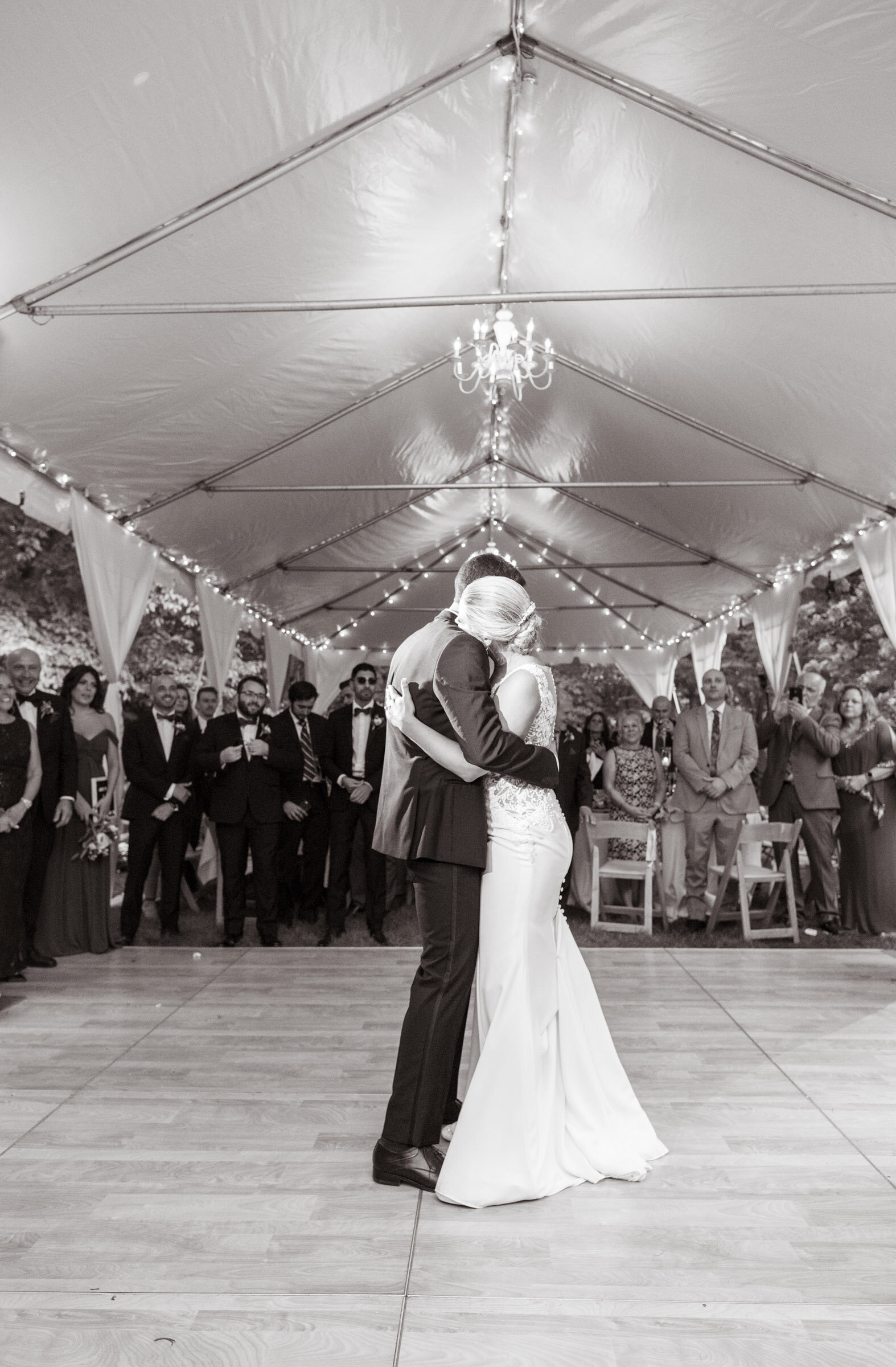 03-tented-backyard-microwedding-photographer-hudson-valley-ny