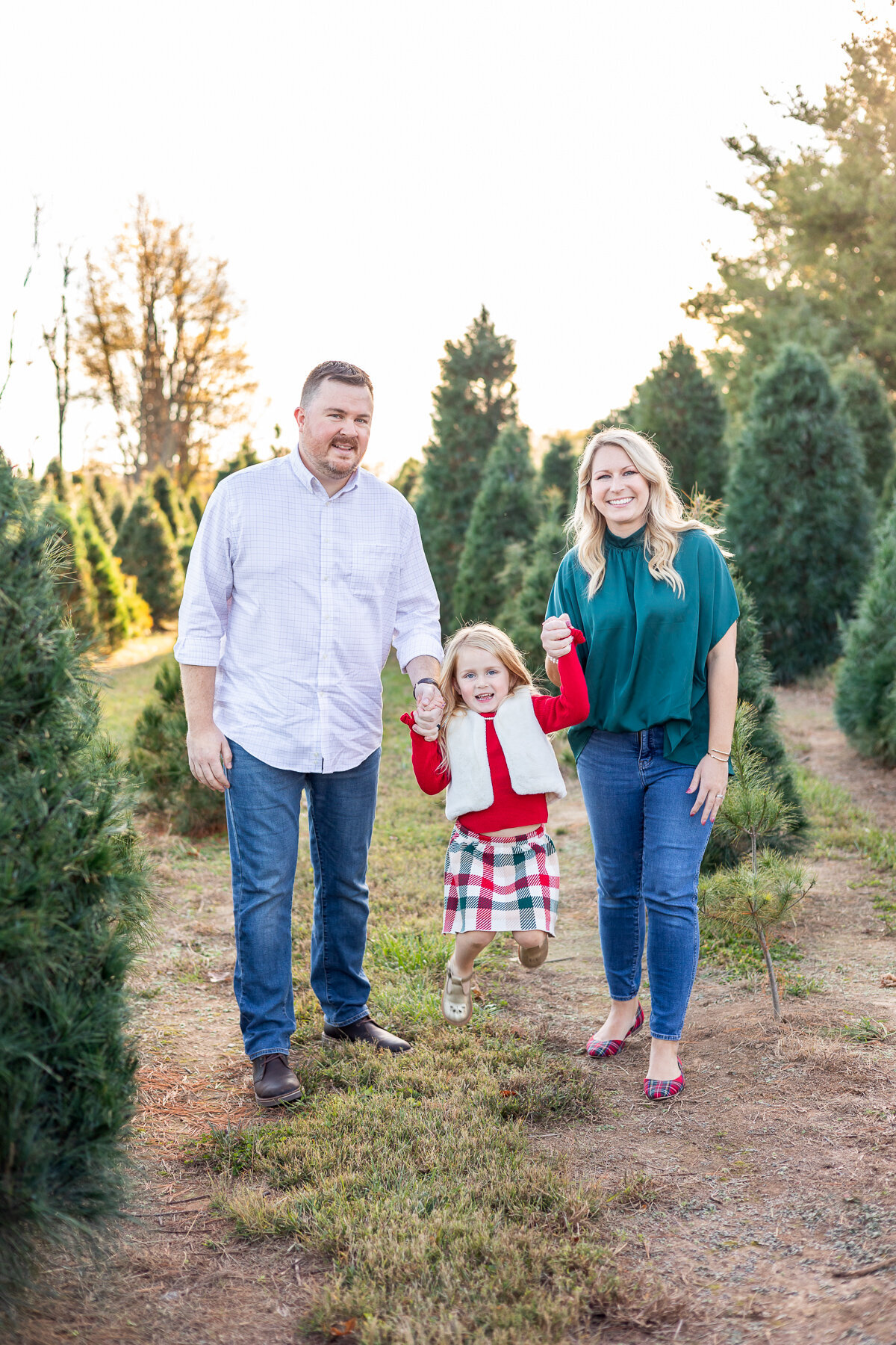 Golden-hour-tree-farm-photography-session-Lexington-KY-photographer