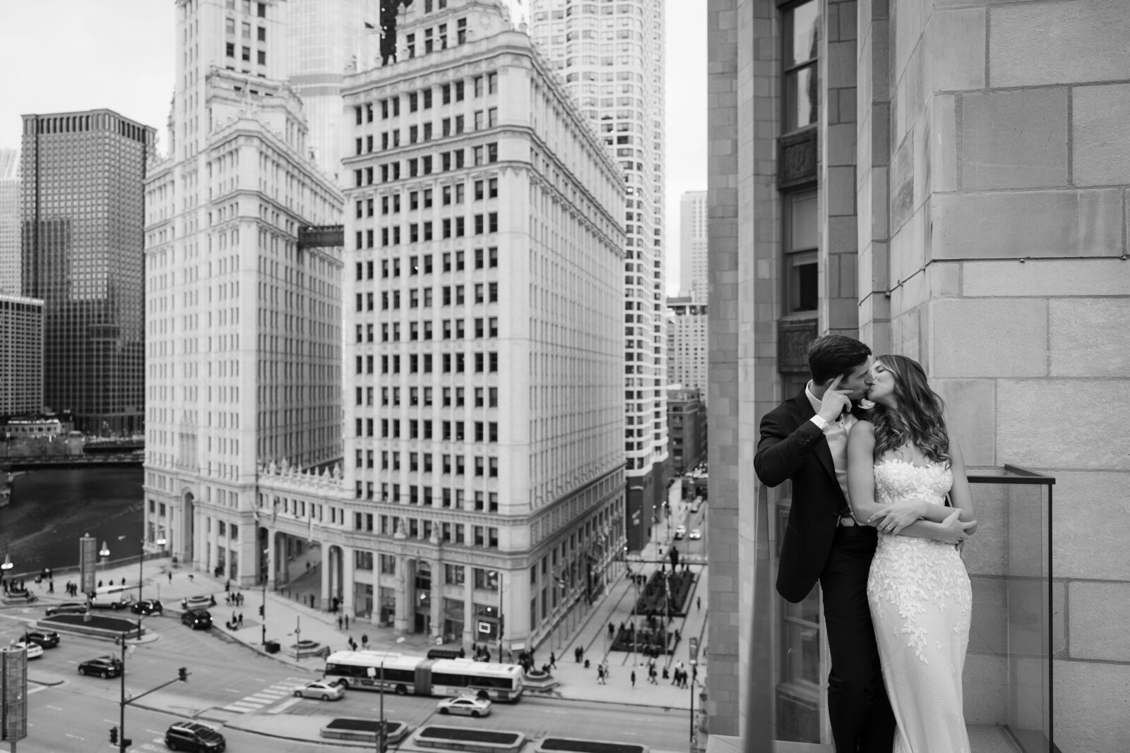 Chicago_Wedding_Photographer-12