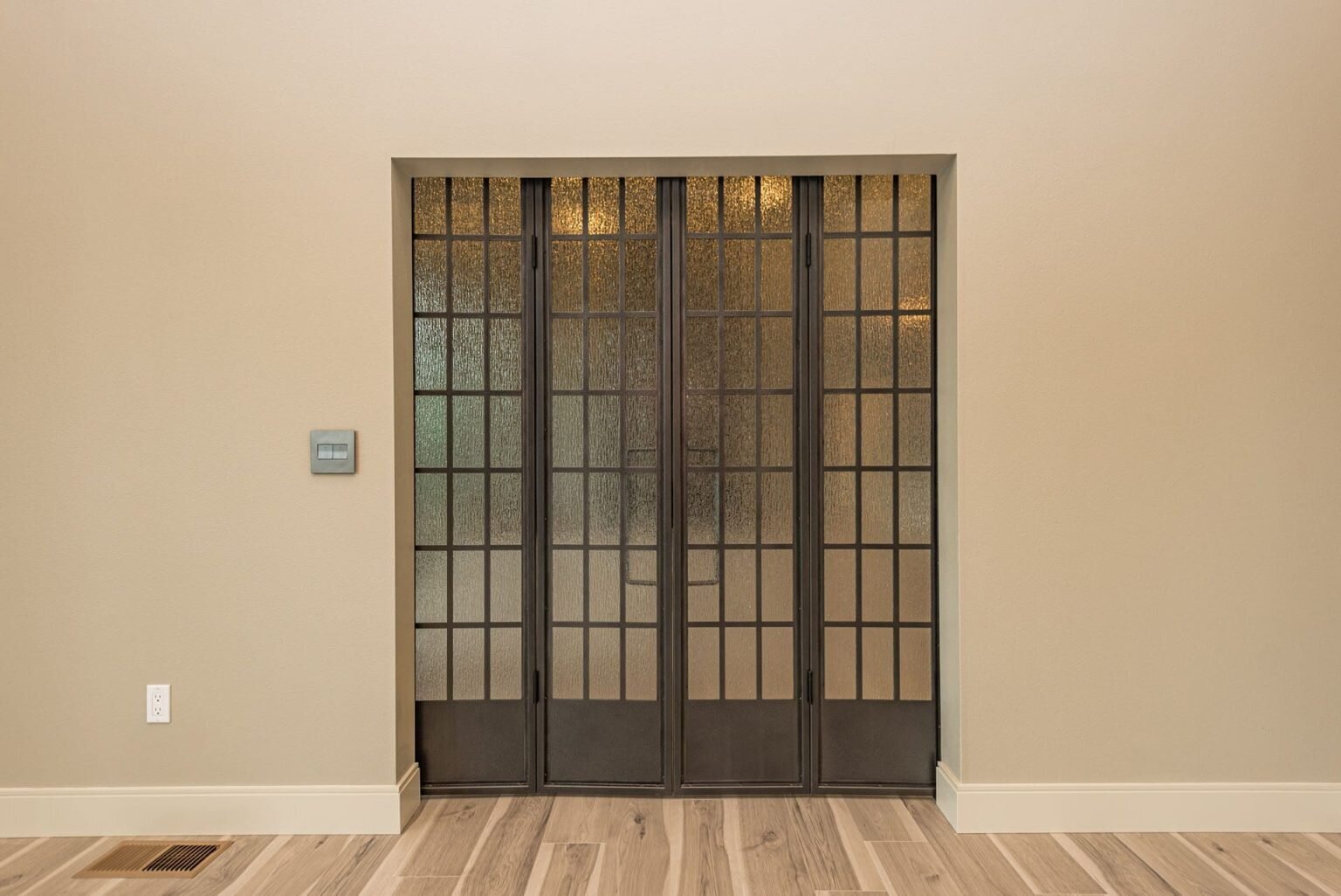 Livingston-Homes-Kelowna-Custom-Build-LaPlume-French-Doorway