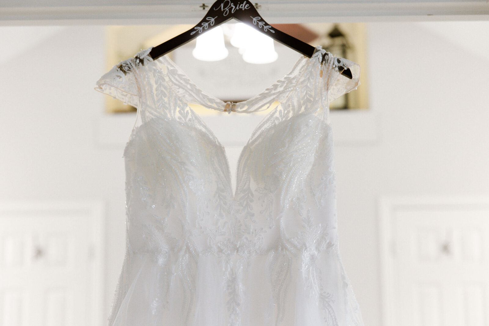 Bride-wedding-dress-details