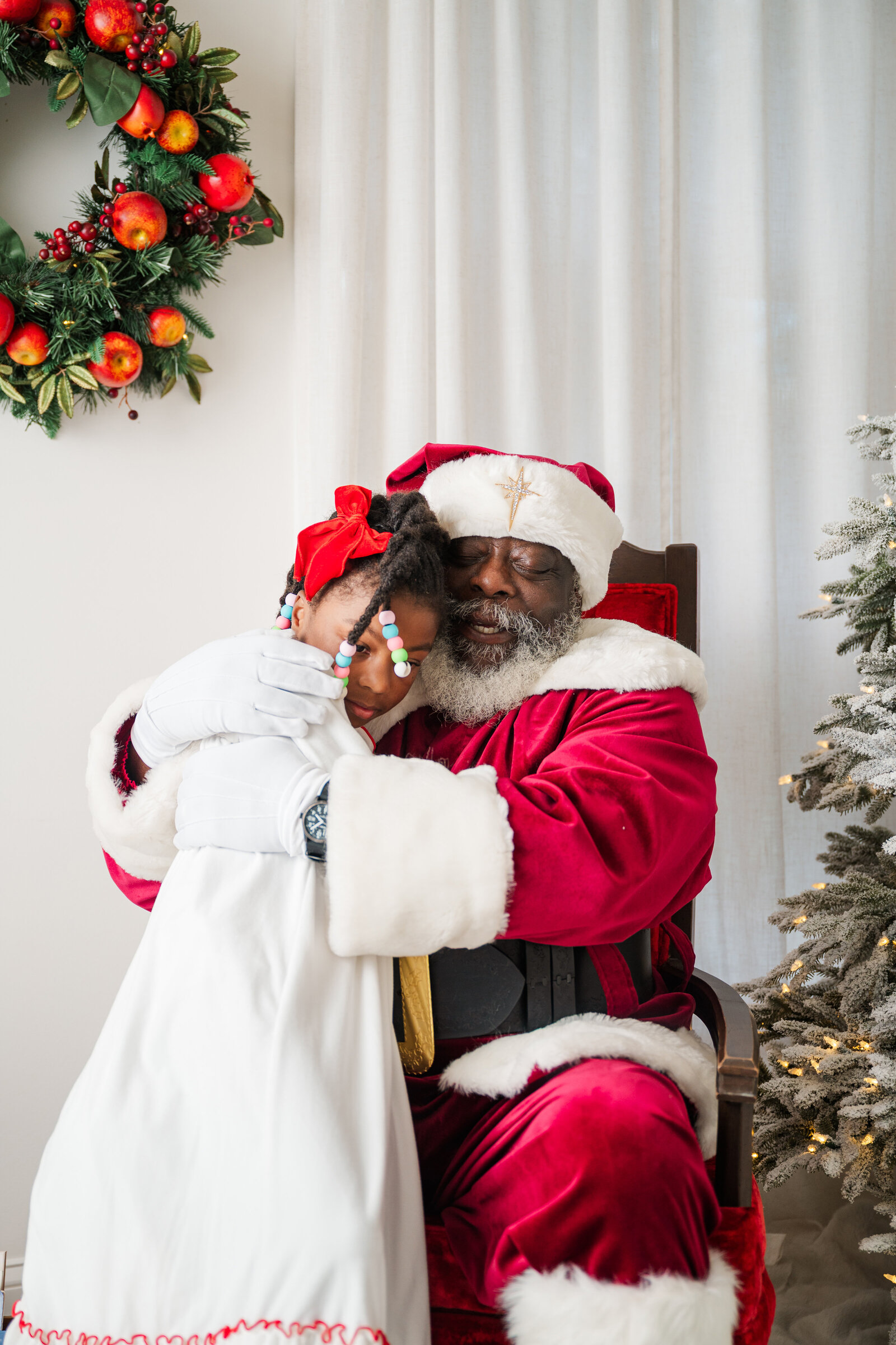 Santa-Shawn_Winston-Salem_NC_2025-10-5_18530