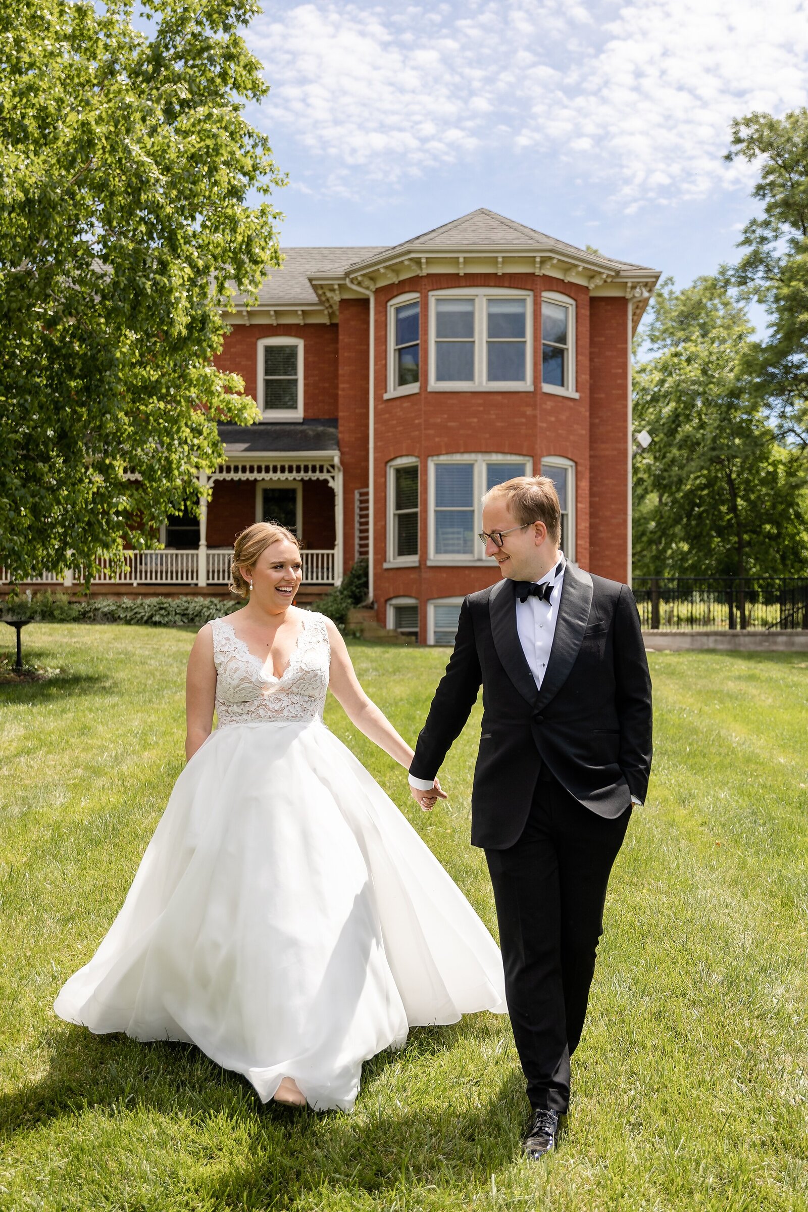 The Barns Cave Springs Vineyard Wedding - Dylan and Sandra Photography - 0236