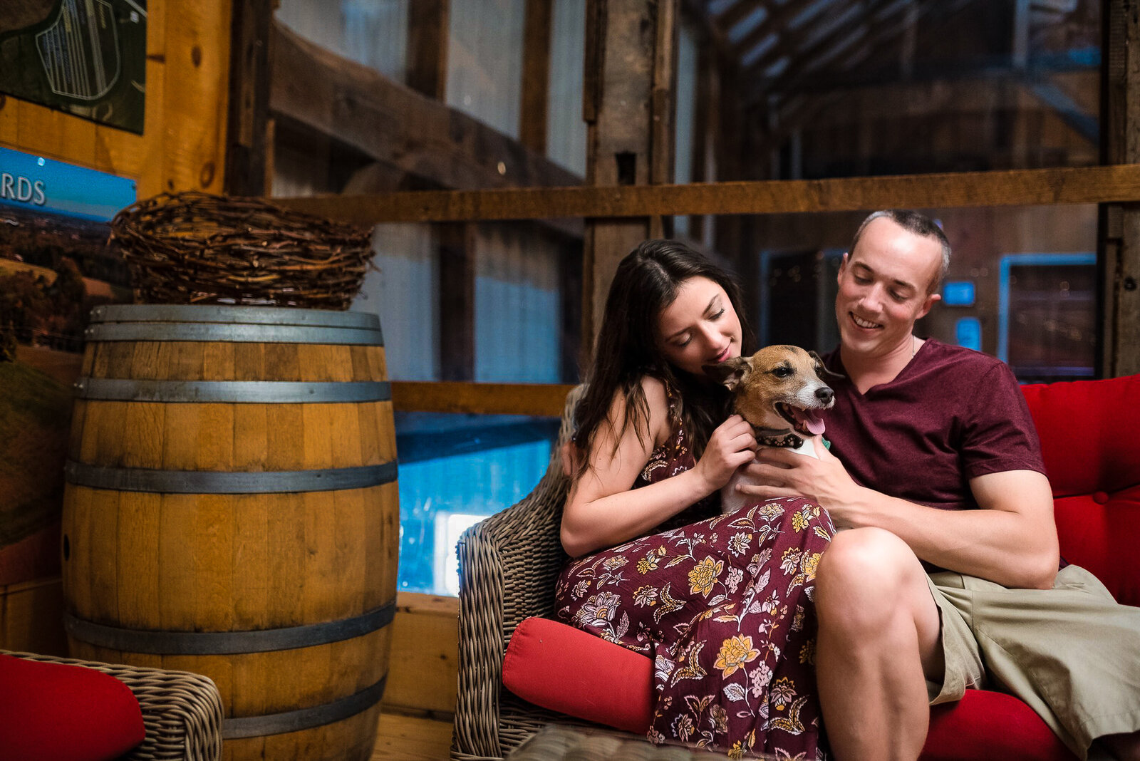 Find stunning engagement photos in some of the iconic NY vineyards by Ishan Fotografi.