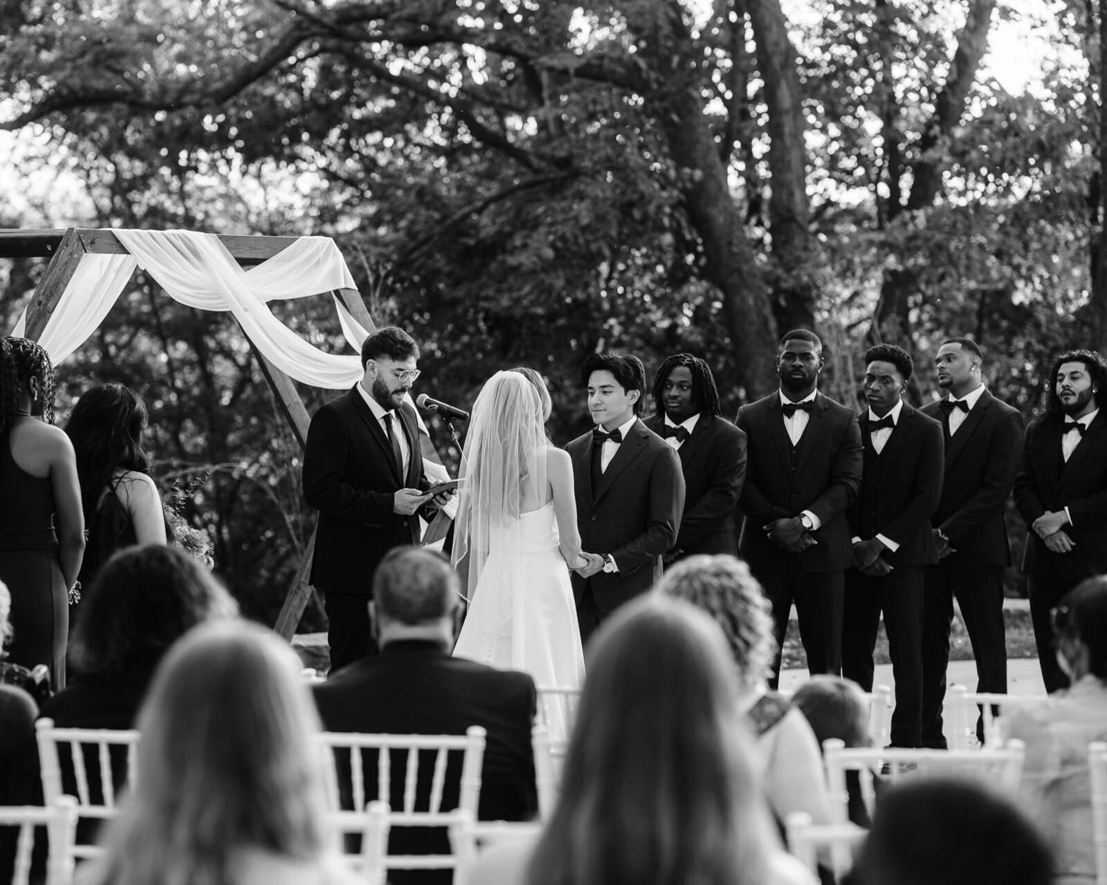 Saenz The Farmhouse KC Event Venue Wedding212
