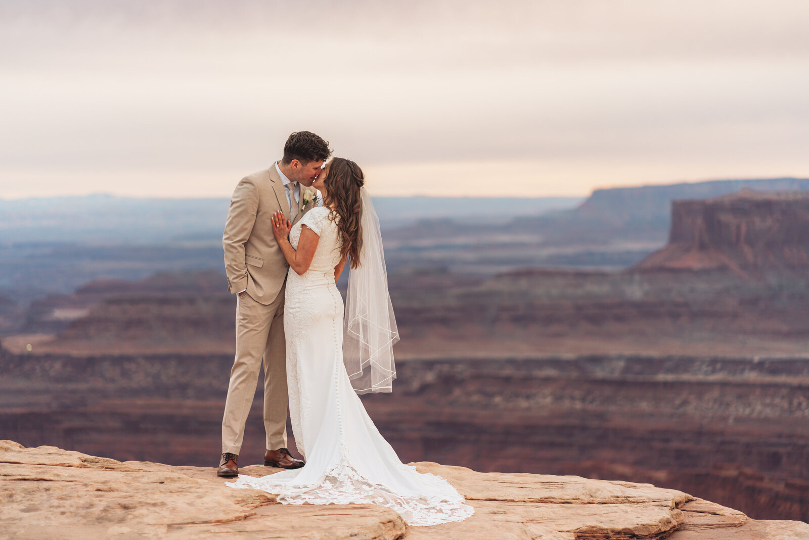 Deadhorse Point State Park Elopement Moab Utah-24