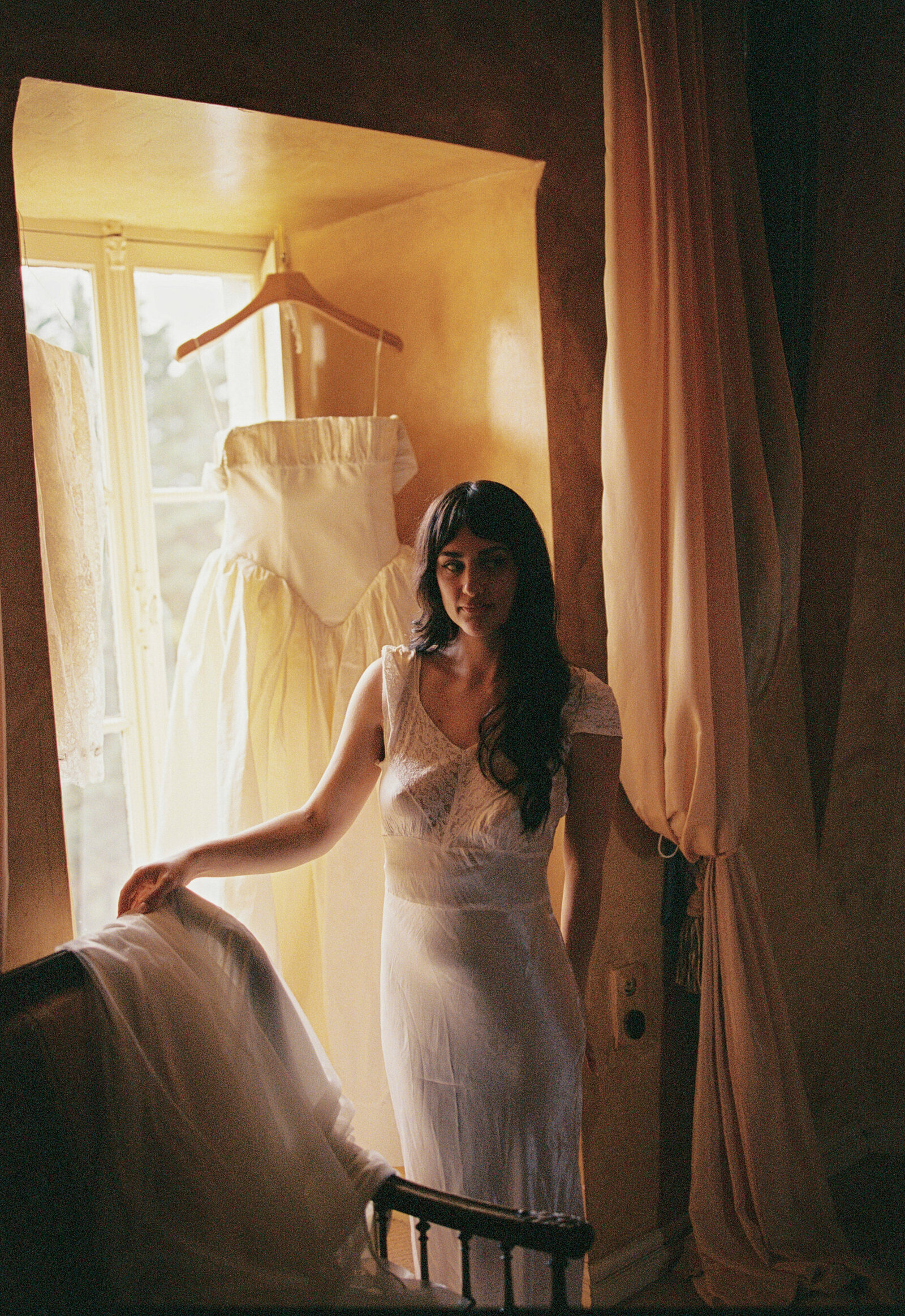 Film-Wedding-Photographer-Zara-Staples-Weddings77