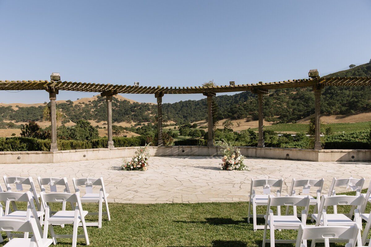 Wedding ceremony aisle taken by Erica Rochelle Photography wedding photographer northern california