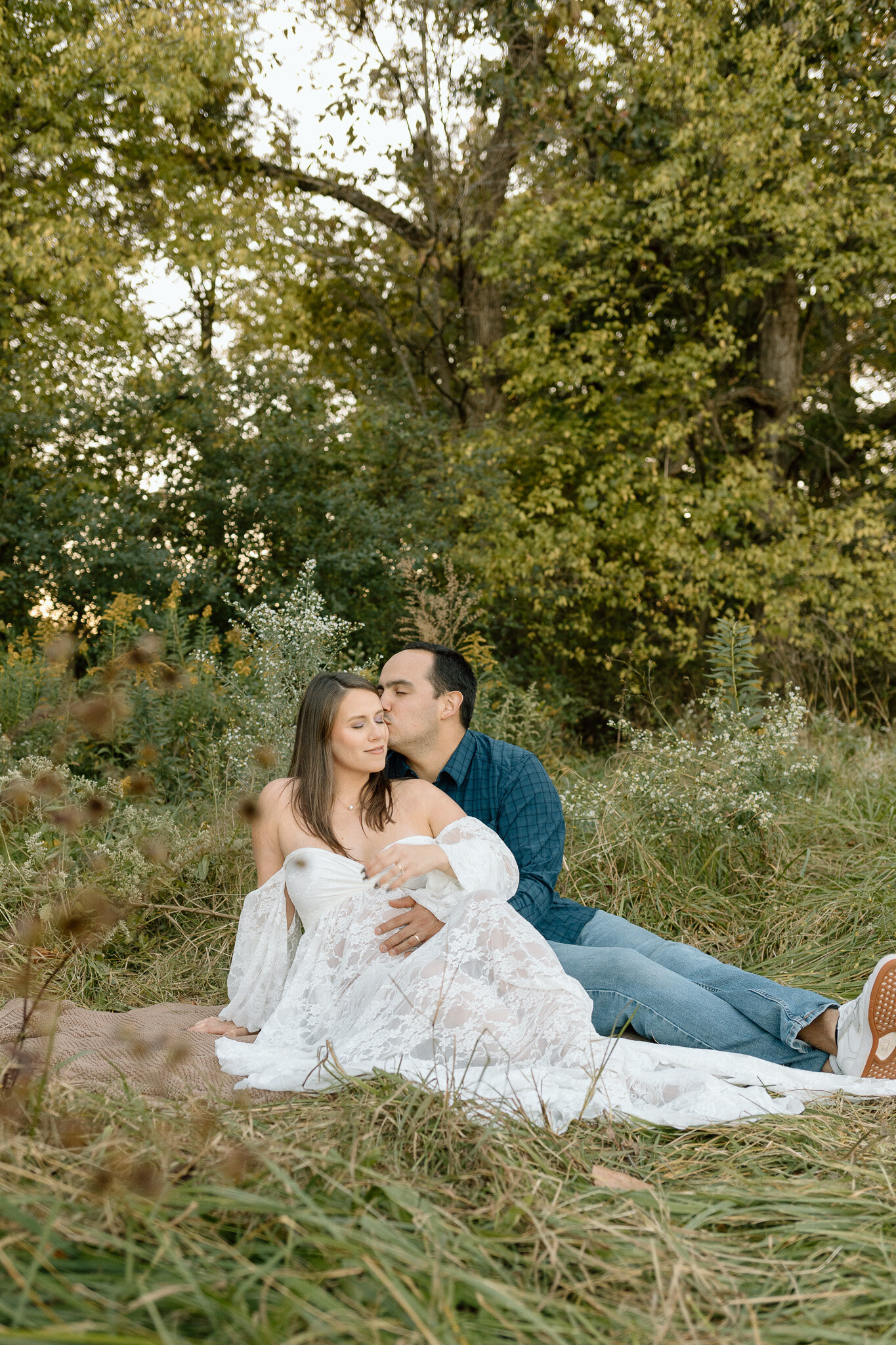 lifestyle-outdoor-maternity-session-photos-charlotte (3)