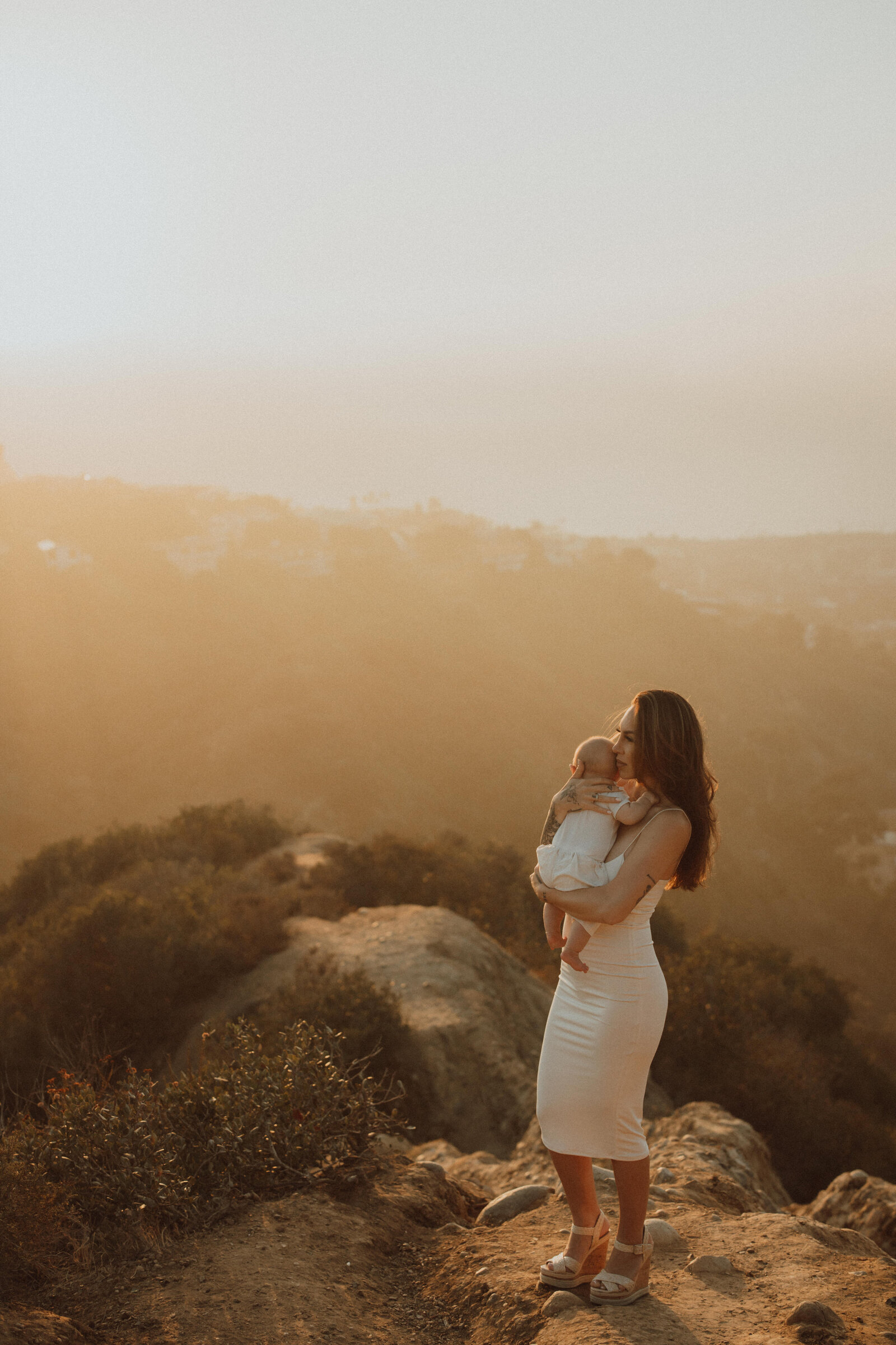 mt-soledad-veterans-memorial-la-jolla-san-diego-california-couples-family-alx-esteban-zaydn-lzgphotography-0588