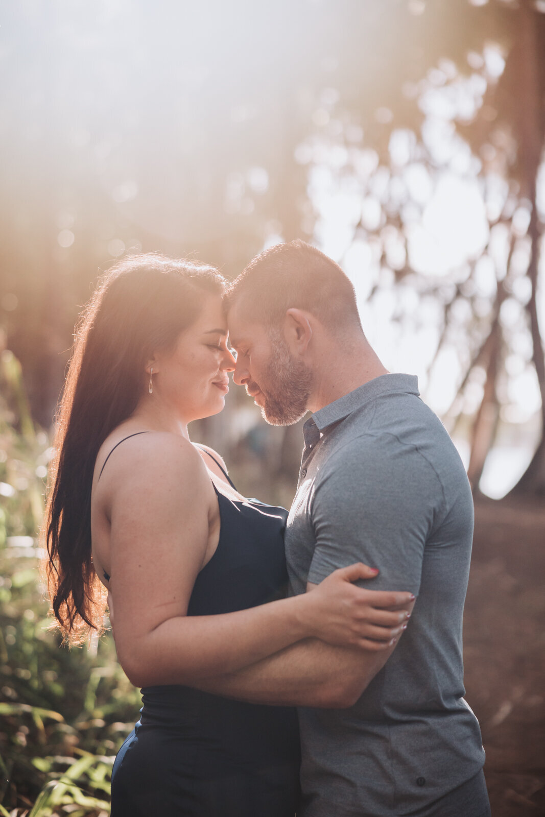 Hawaii's best couples and engagement photography at Gentle Blossom Snaps