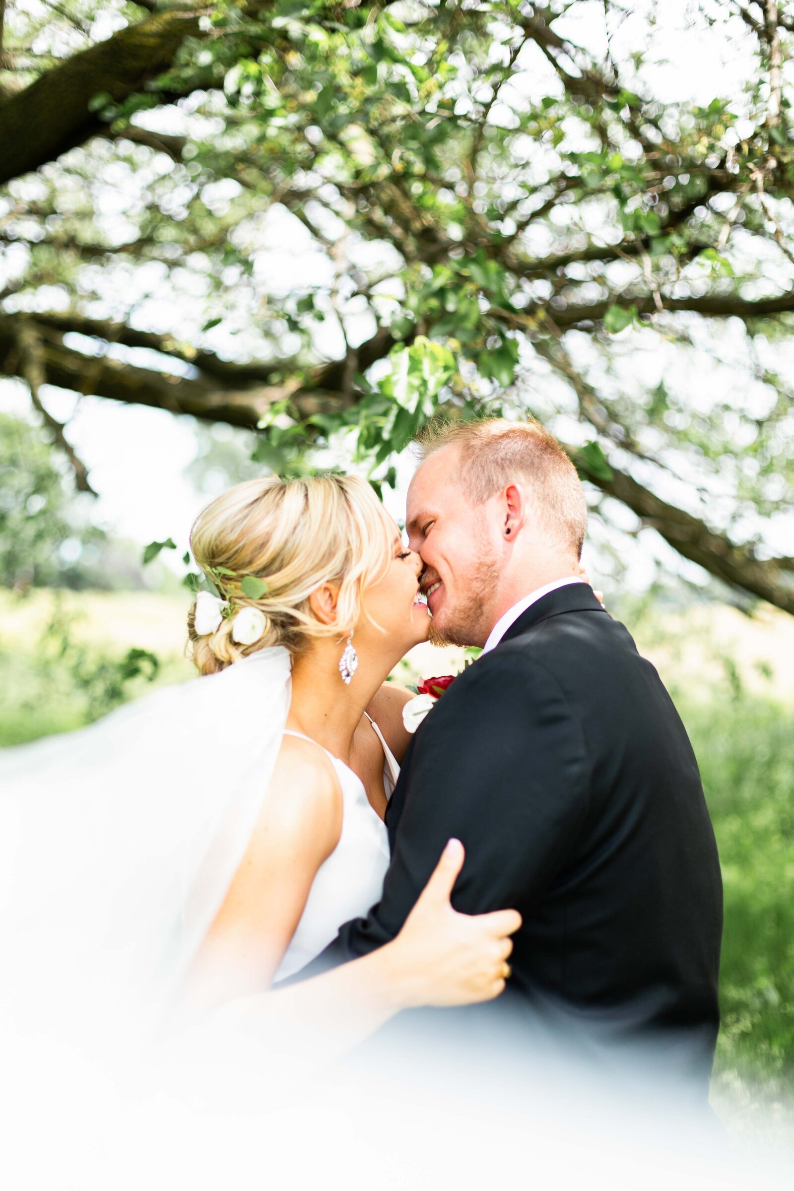 Zach & Kendall-Abigail Edmons-Fort Wayne Indiana Wedding Photographer-49