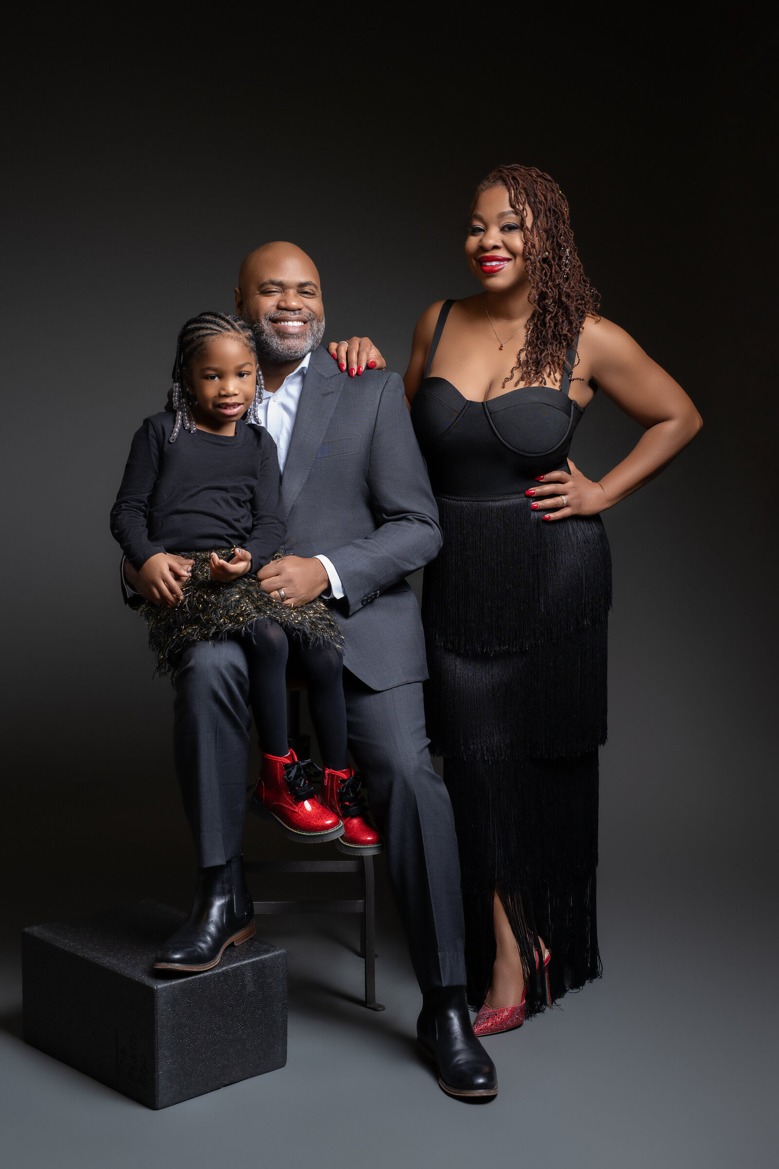 Top DC portrait photographer captures family photos in studio