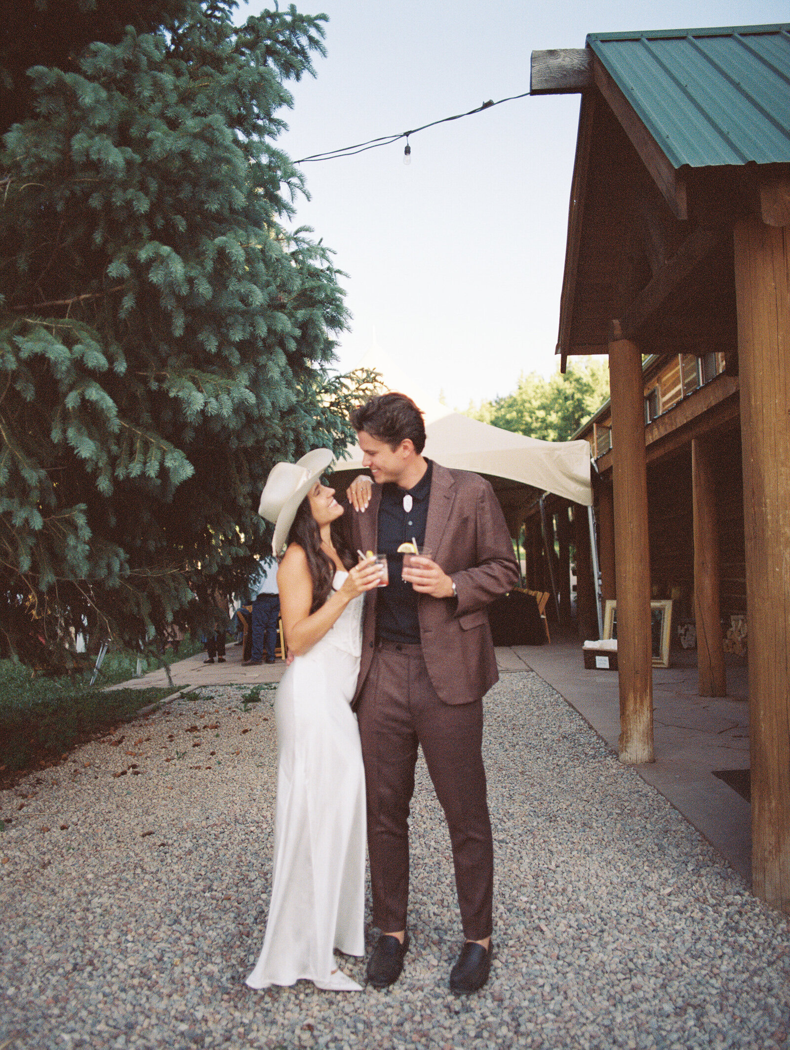 cassidymichael_coloradoweddingonfilm_stillsbytrinity-47