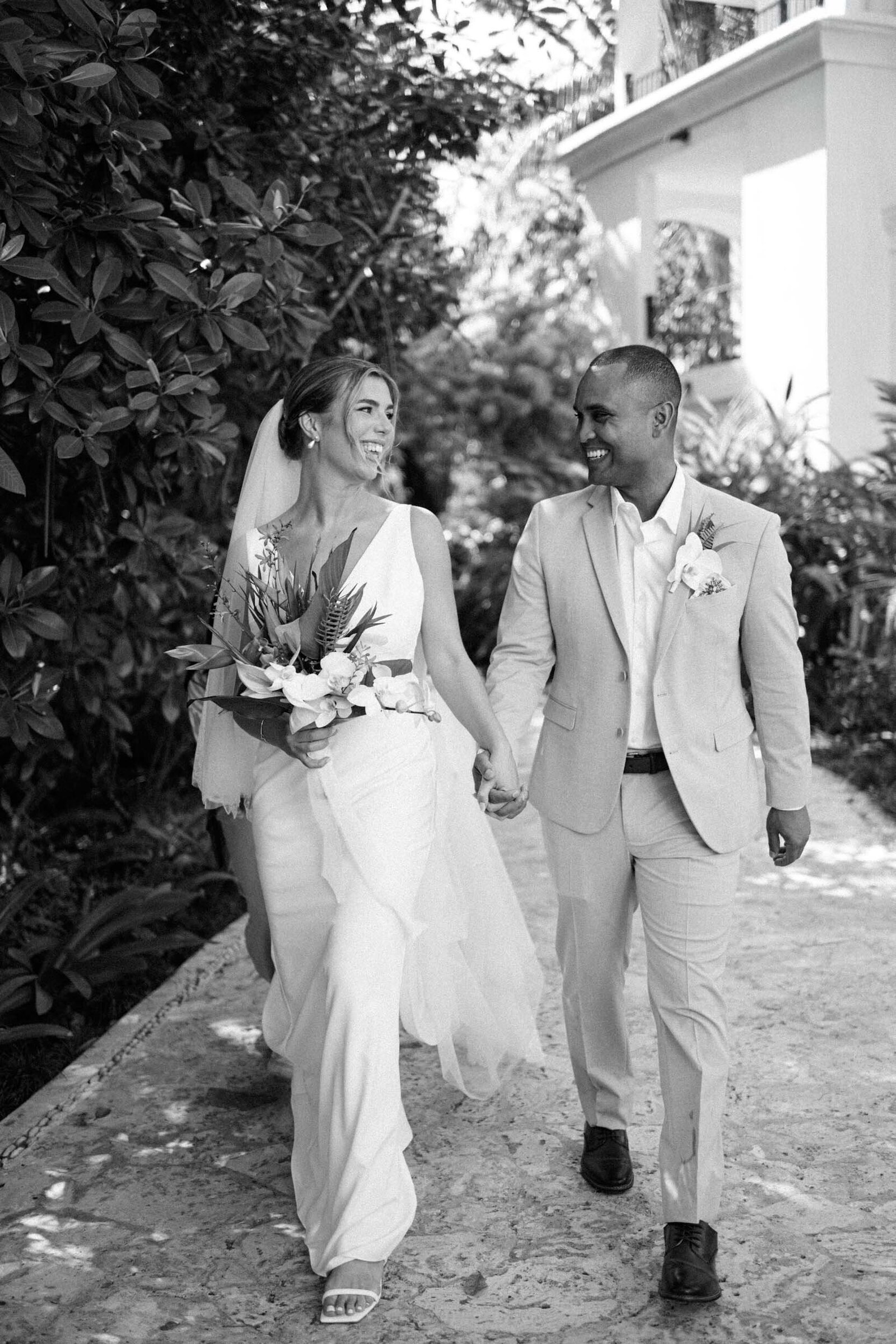 casa-colonial-hotel-dominican-republic-wedding-asia-pimentel-photography-s+t-18