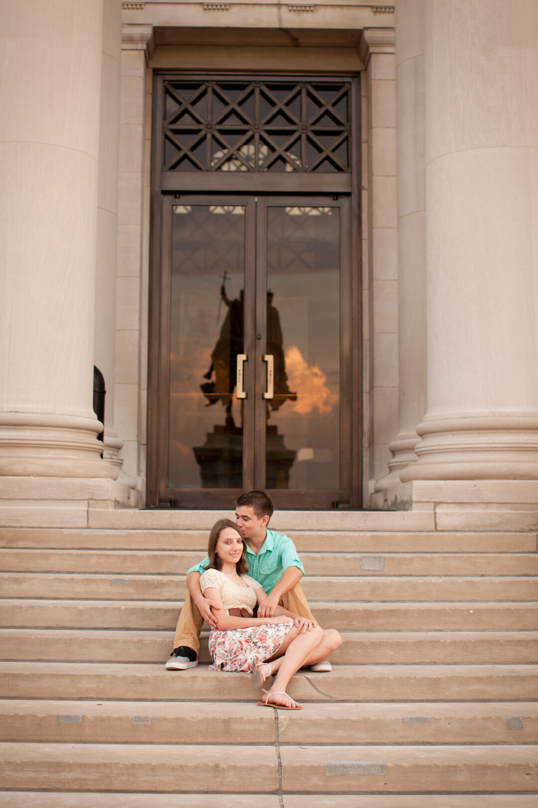 ENGAGEMENT PHOTOGRAPHER - COUPLE PORTRAITS - WEDDING PHOTOGRAPHER