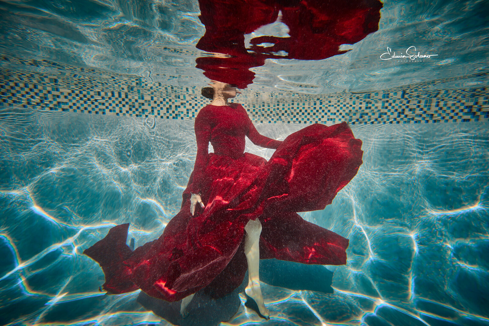 underwater-red-dress-0005