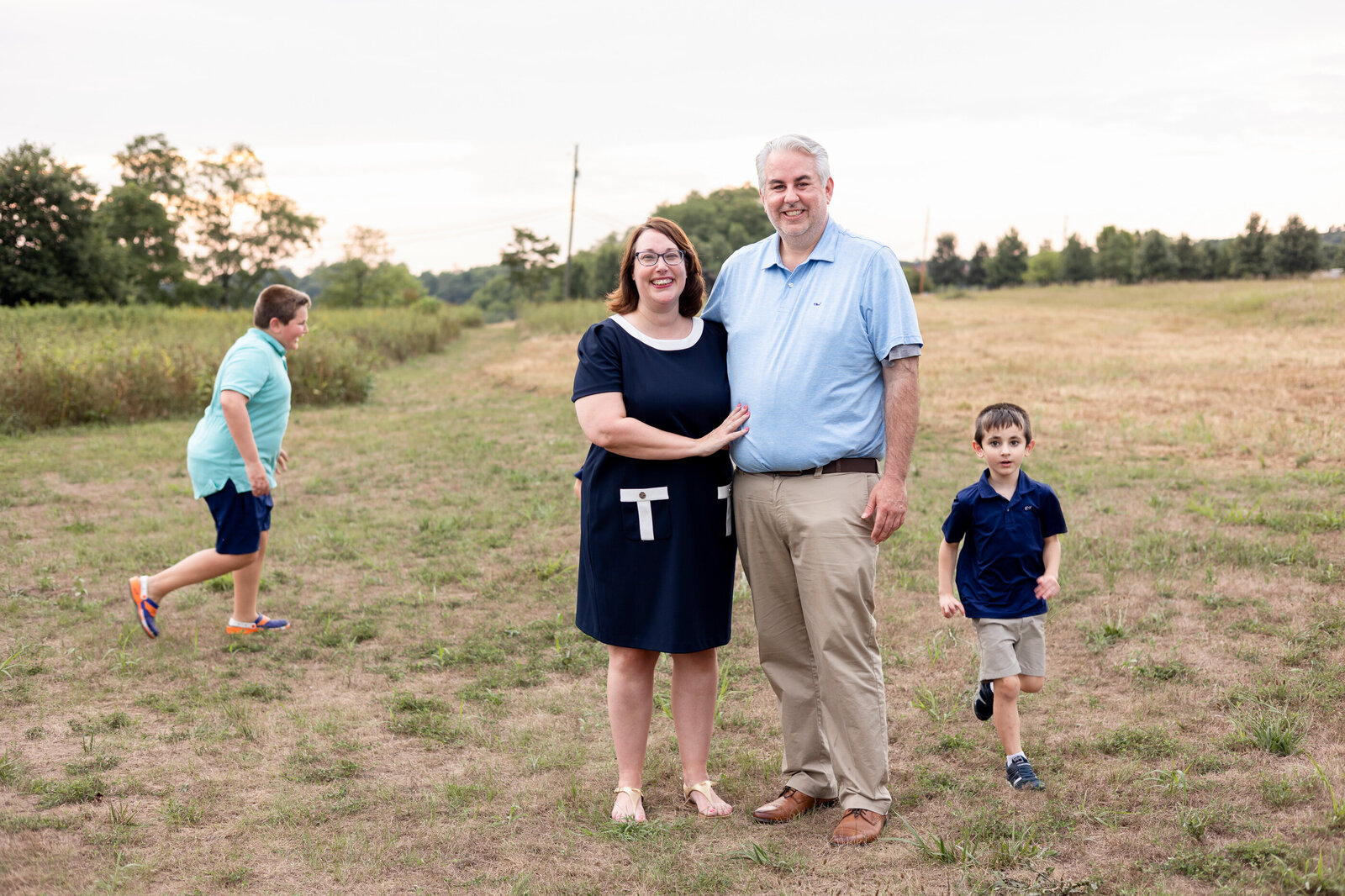 outdoor-family-photography-session-Frankfort-KY-photographer-golden-hour-boys-2