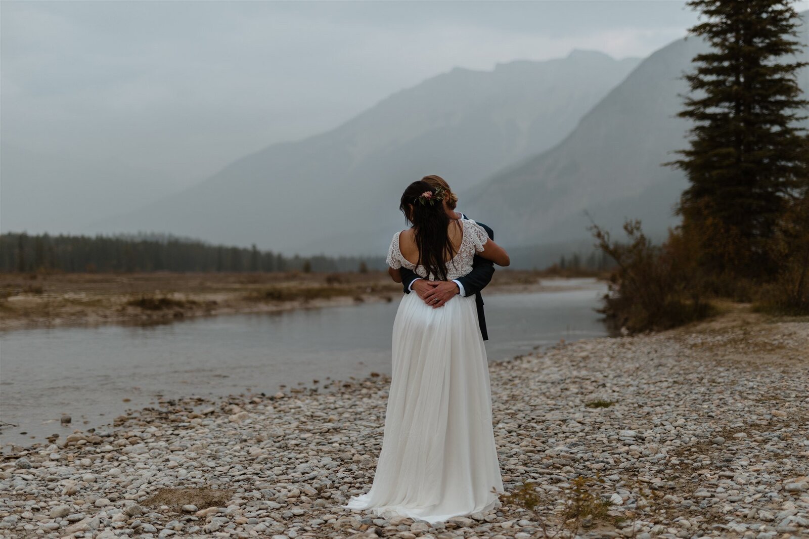 Golden-BC-Rockies-Wedding-ER-258