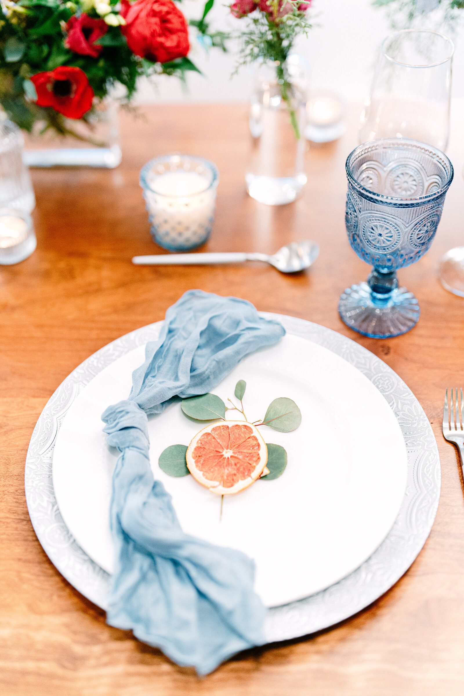 wisconsin wedding venue table setting in milwaukee wisconsin
