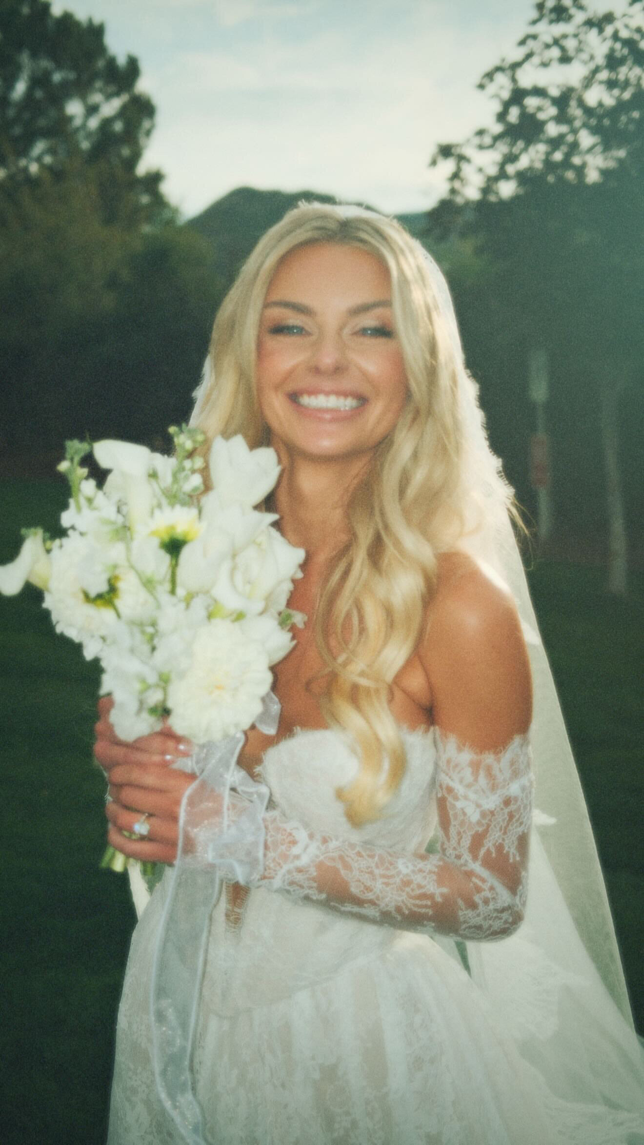 FF6315F1-DF65-466D-83B1-8022DA5B9282