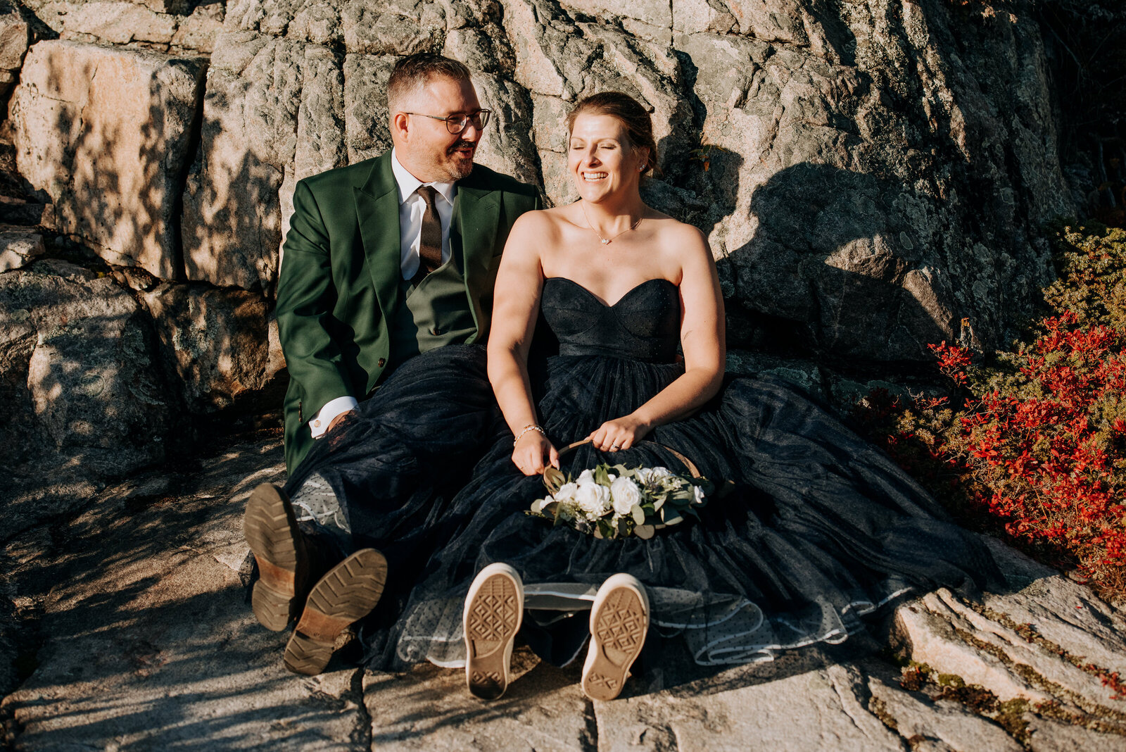 love-is-nord-photographe-mariage-intime-elopement-wedding-tadoussac-fjord-du-saguenay-0001-8
