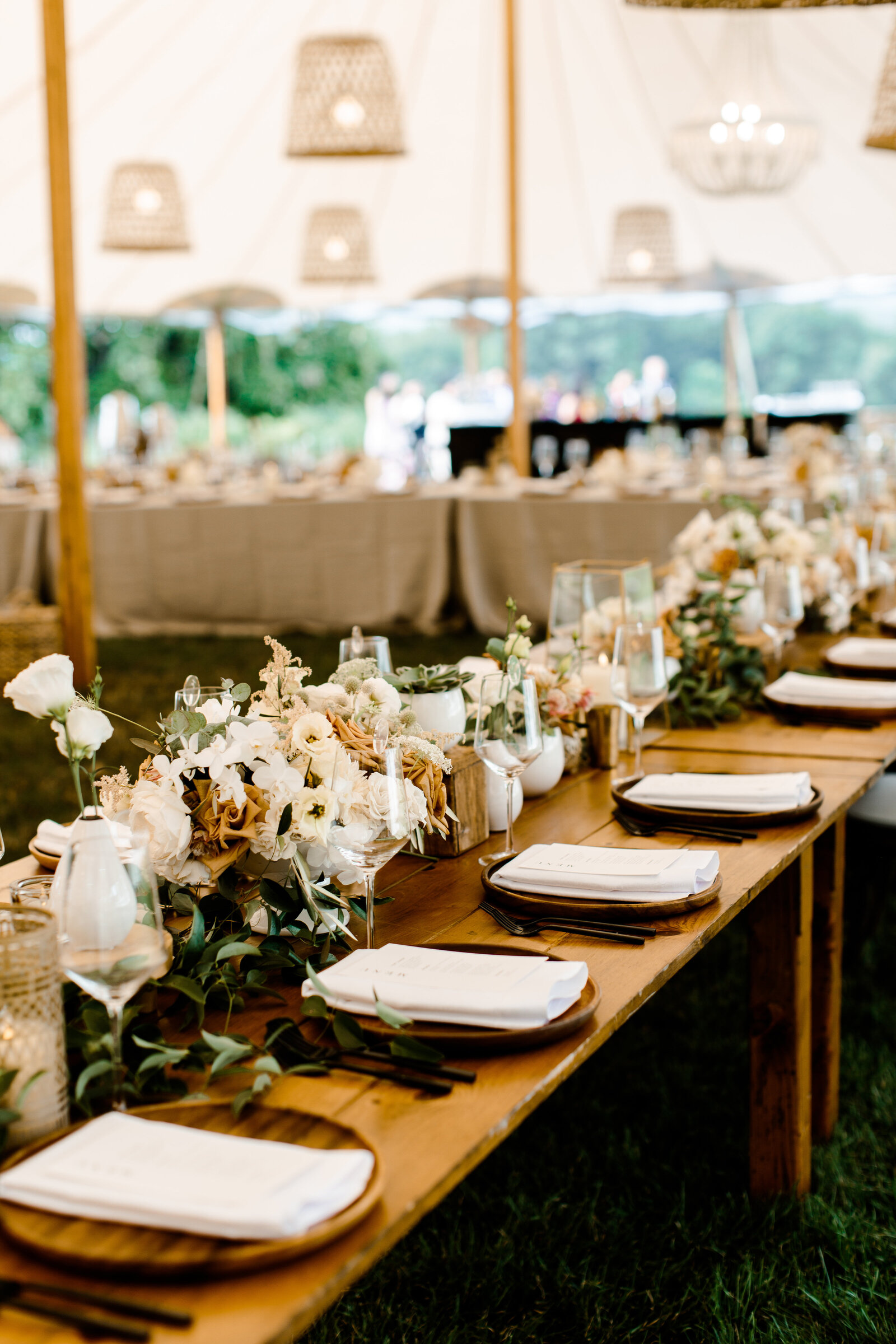 jubilee_events_connecticut_summer_tented_wedding_76