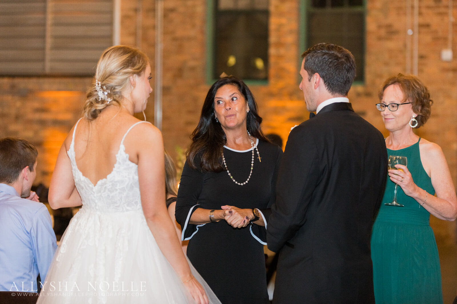 Wedding-at-The-Factory-on-Barclay-in-Milwaukee-0891