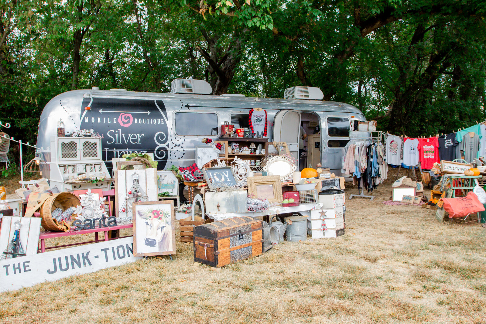 BOUTIQUE TRAILER VENDOR BOOTH