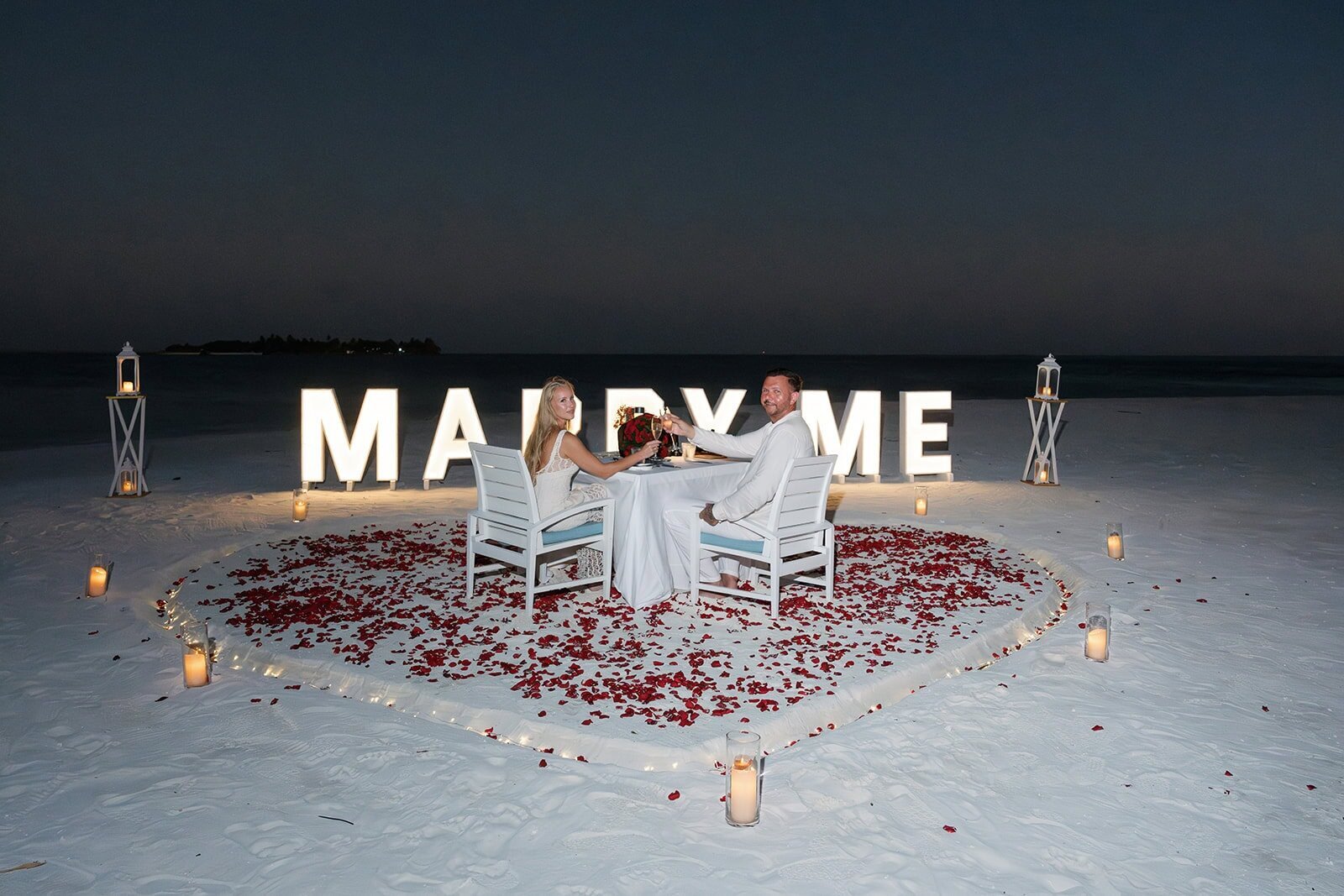 Destination Wedding Photographer Anna Lundgren in Stockholm Aleksandra and Christopher engagement at Conrad Maldives Rangali Island_45