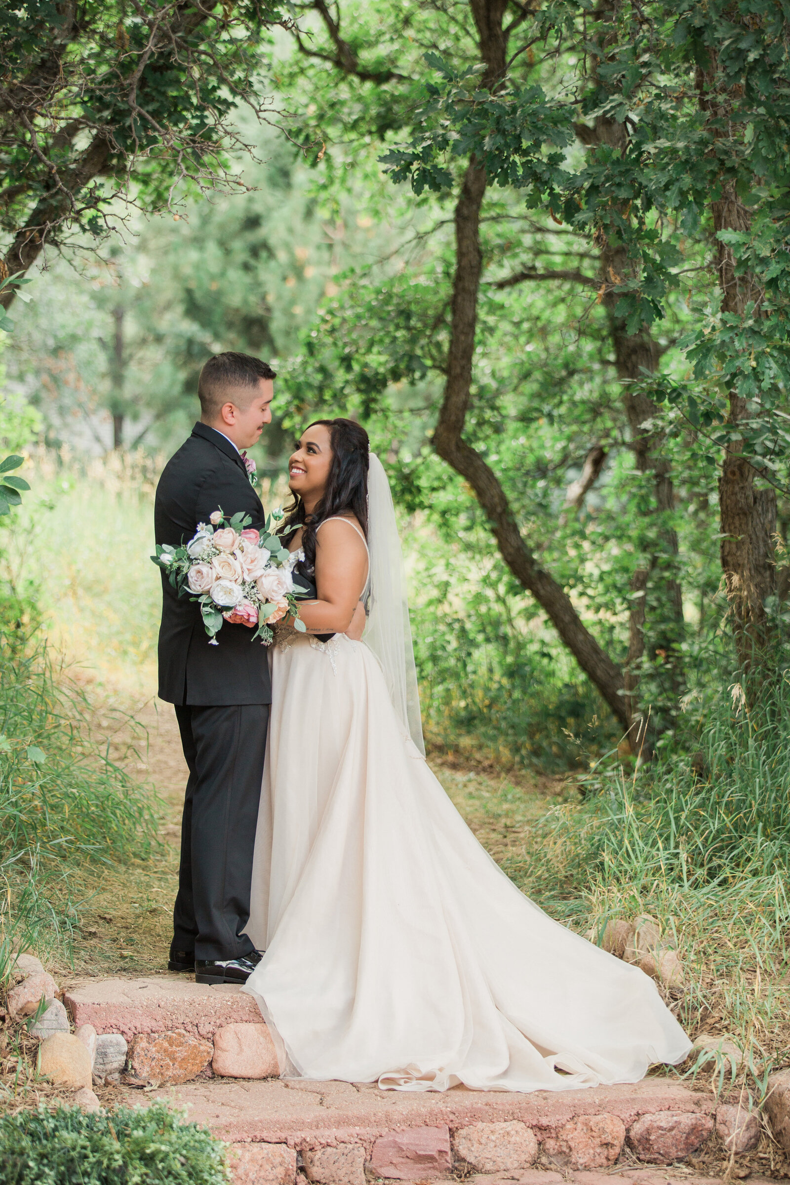 Arizona Wedding Photographer 2021_082821 533 GH2_2190
