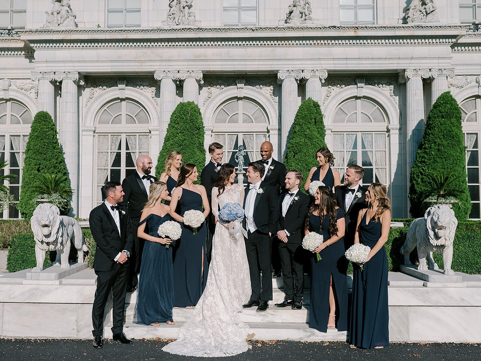 leila-james-events-newport-ri-wedding-planning-luxury-events-evie-and-mike-classic-elegance-rosecliff-mansion-stephanie-vegliante-photography-42