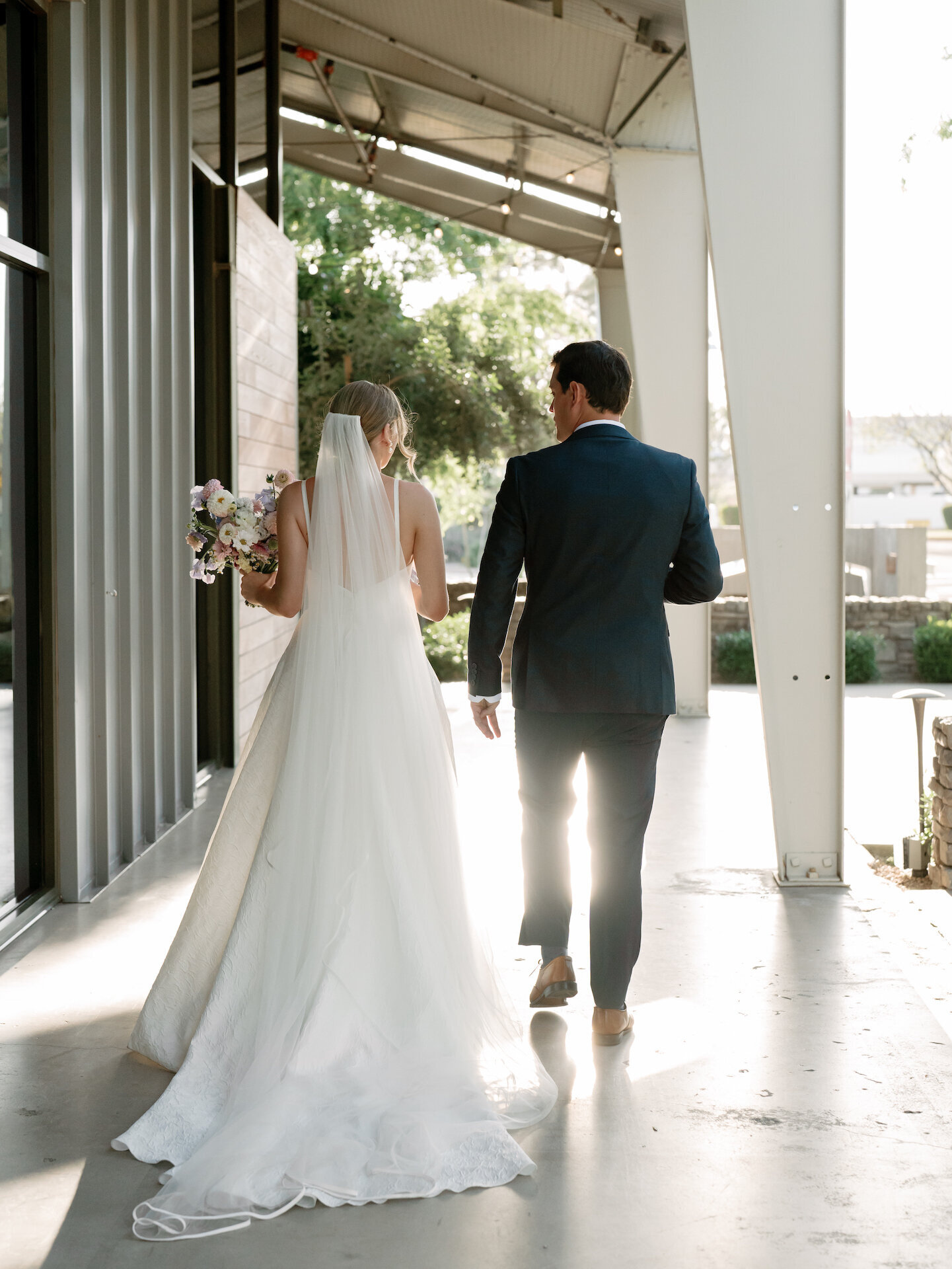 bride-groom-spring-wedding-clayton-house-florists-in-phoenix