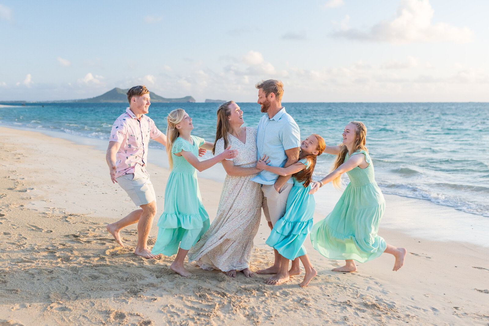 Oahu-mini-sessions-LanikaiBeach-5214